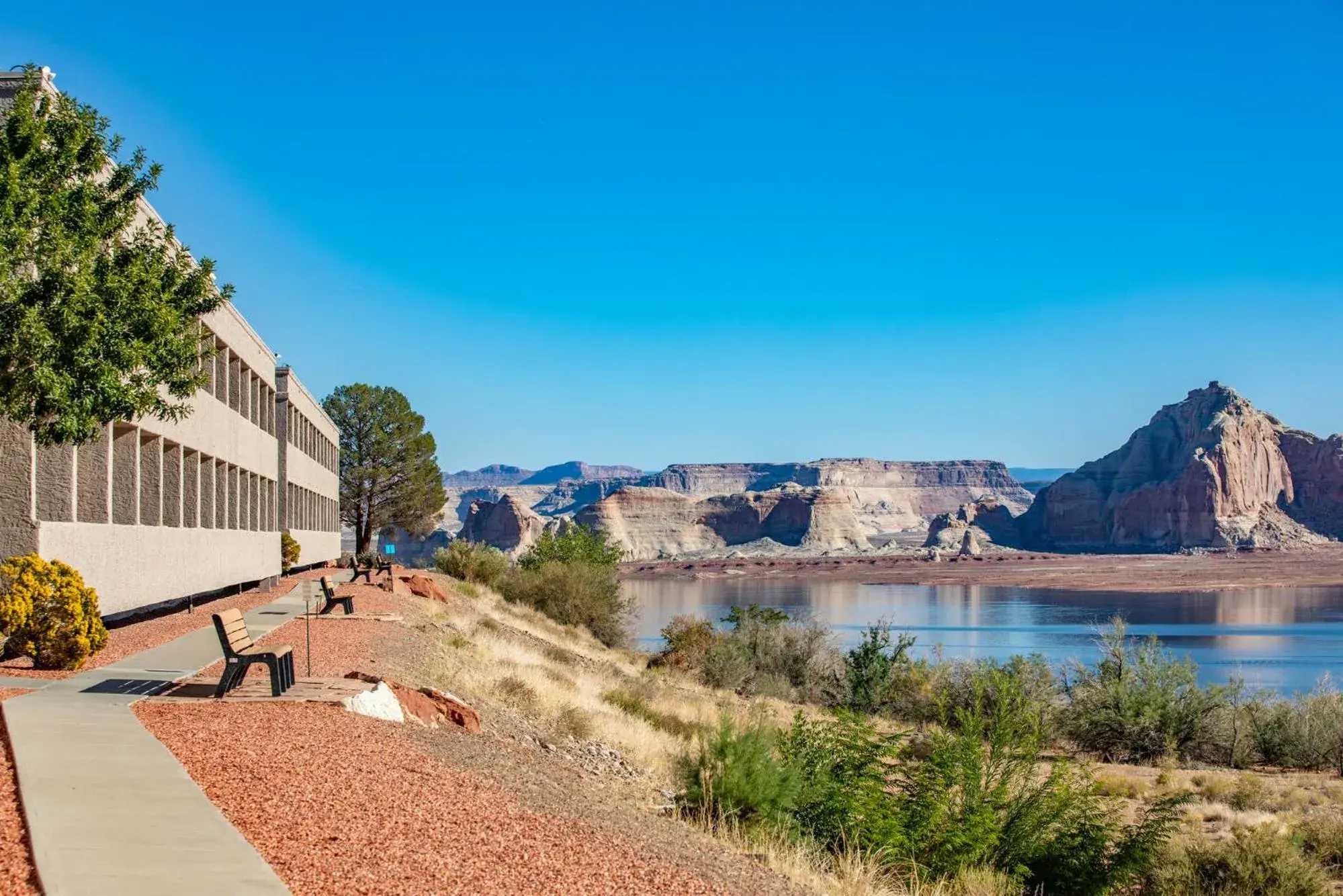 Queen Room with Two Queen Beds and View in Lake Powell Resort Queen Room with Two Queen Beds and View in Lake Powell Resort