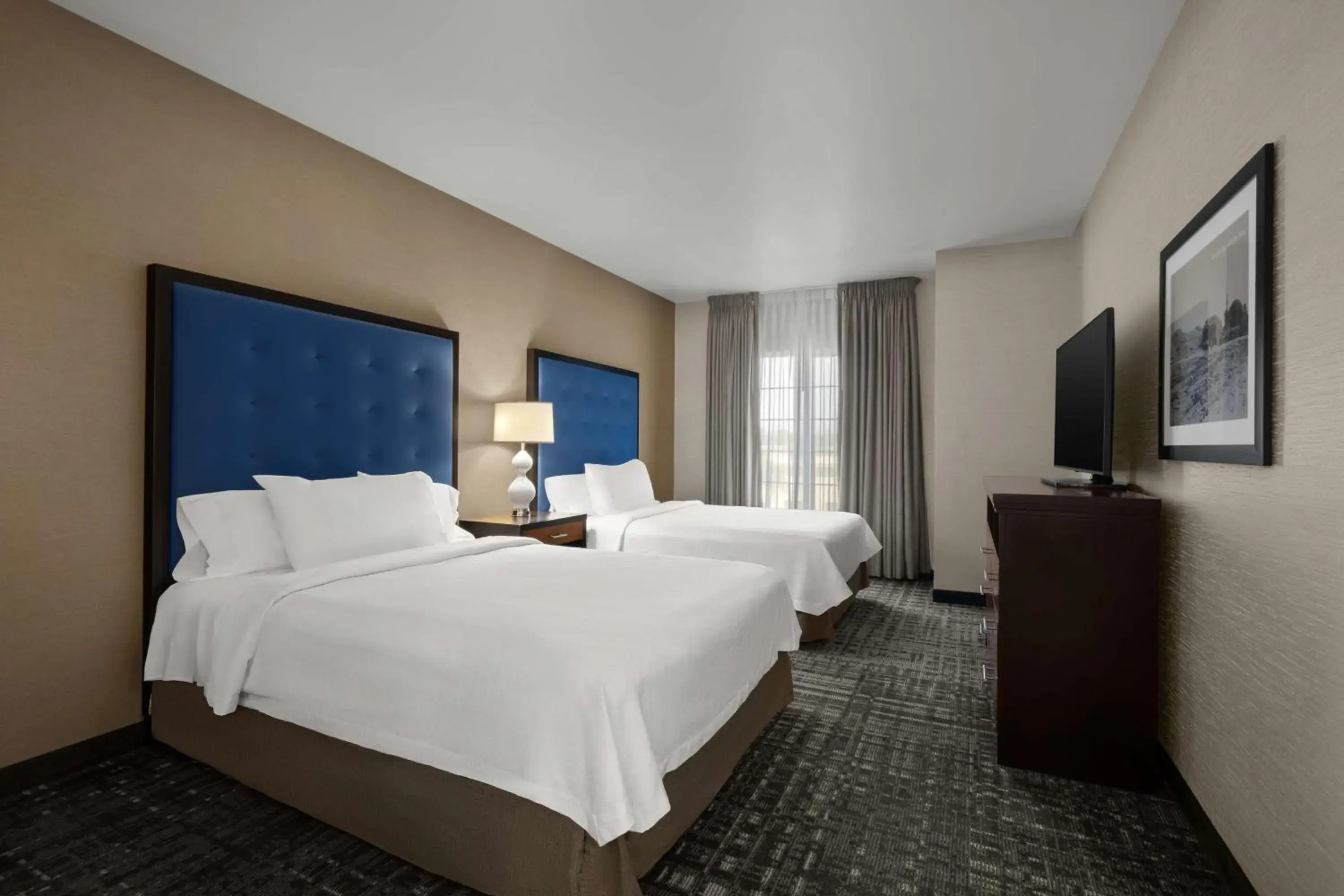 Two Bedroom Suite with One King and Two Queen Beds - single occupancy - Non-Smoking in Homewood Suites Bakersfield Two Bedroom Suite with One King and Two Queen Beds - single occupancy - Non-Smoking in Homewood Suites Bakersfield