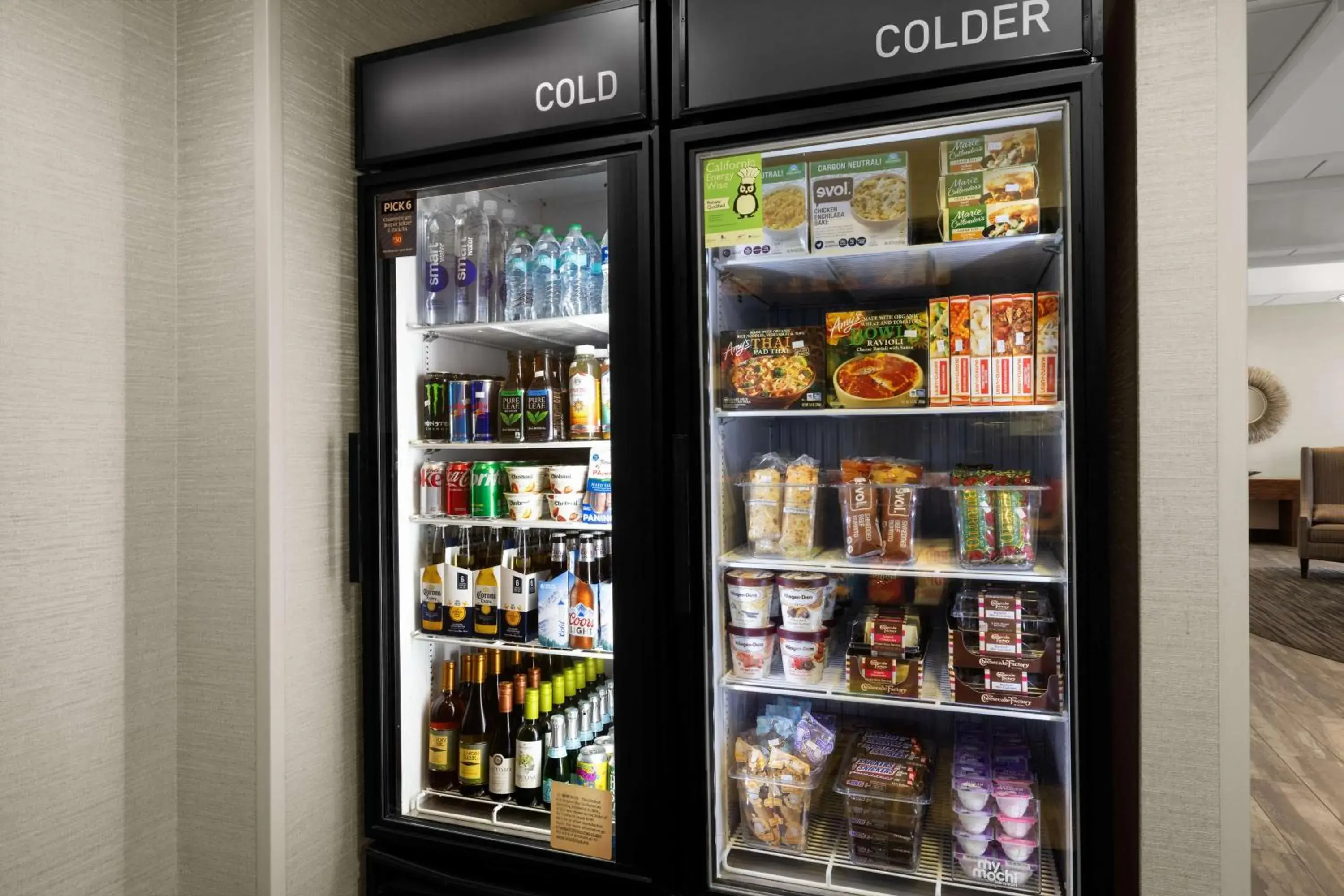 Restaurant/places to eat in Homewood Suites Bakersfield Restaurant/places to eat in Homewood Suites Bakersfield