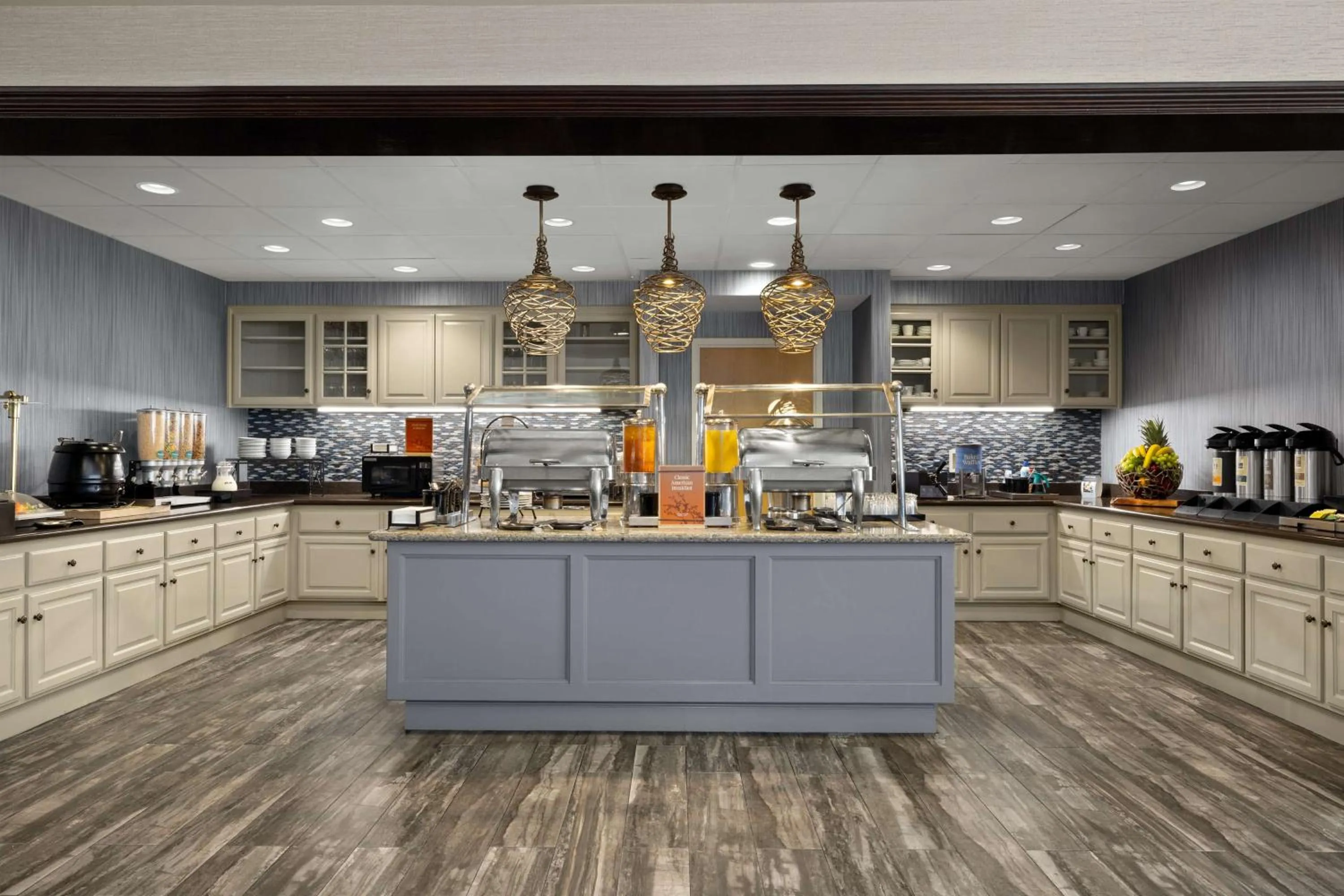 Breakfast in Homewood Suites Bakersfield