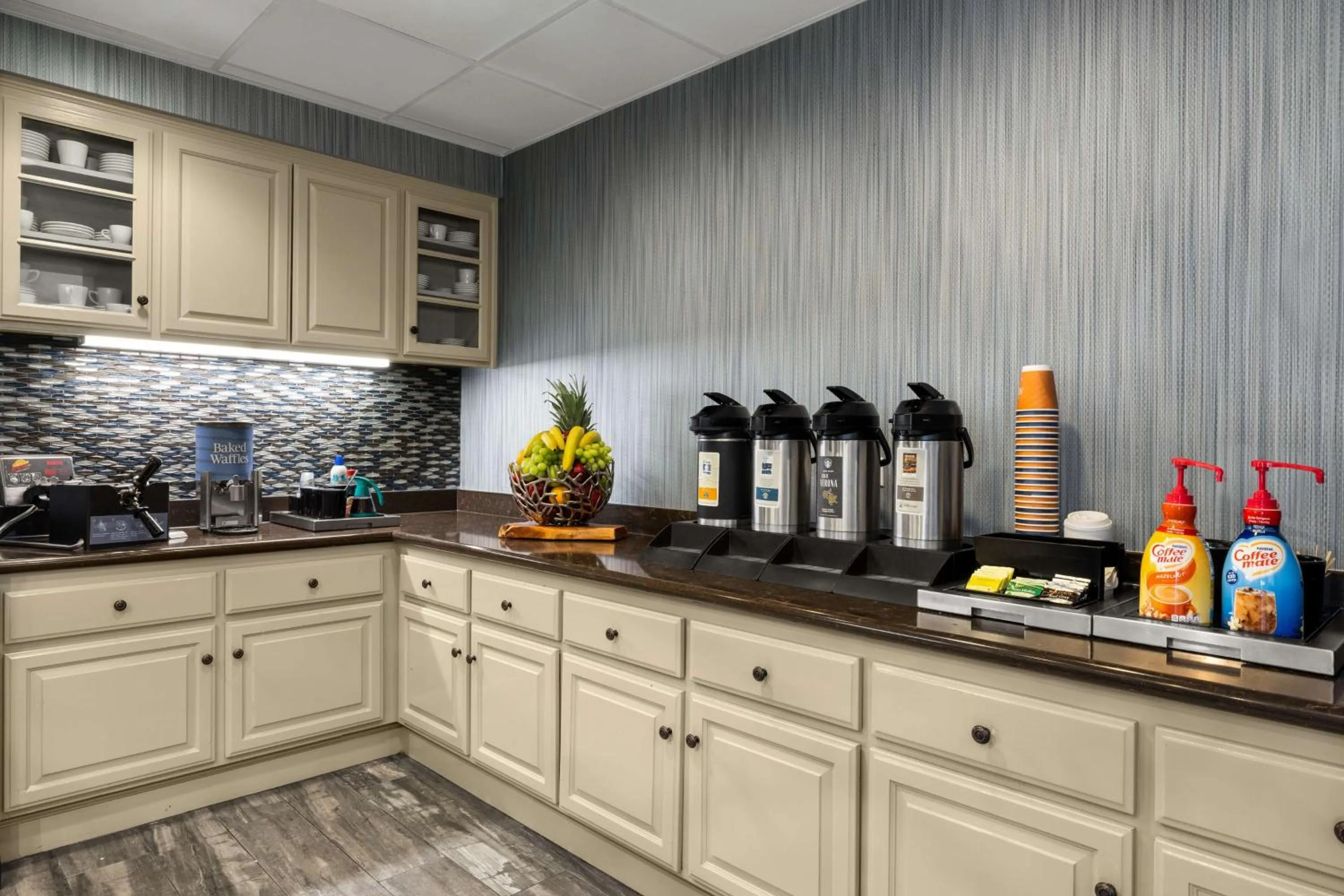 Breakfast in Homewood Suites Bakersfield