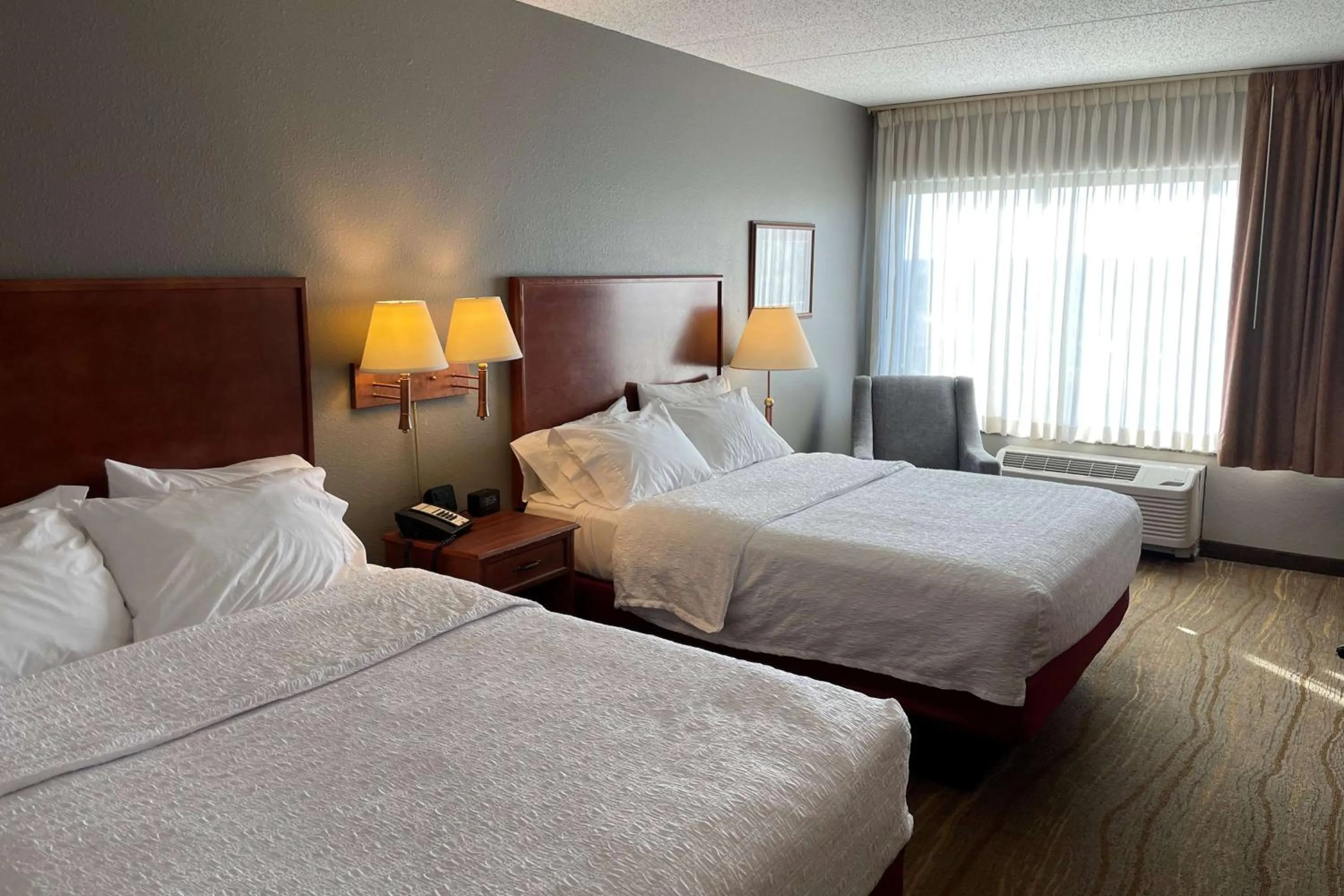 Photo of the whole room, Bed in SouthShore Hotel on Lake Bemidji, Trademark Coll by Wyndham