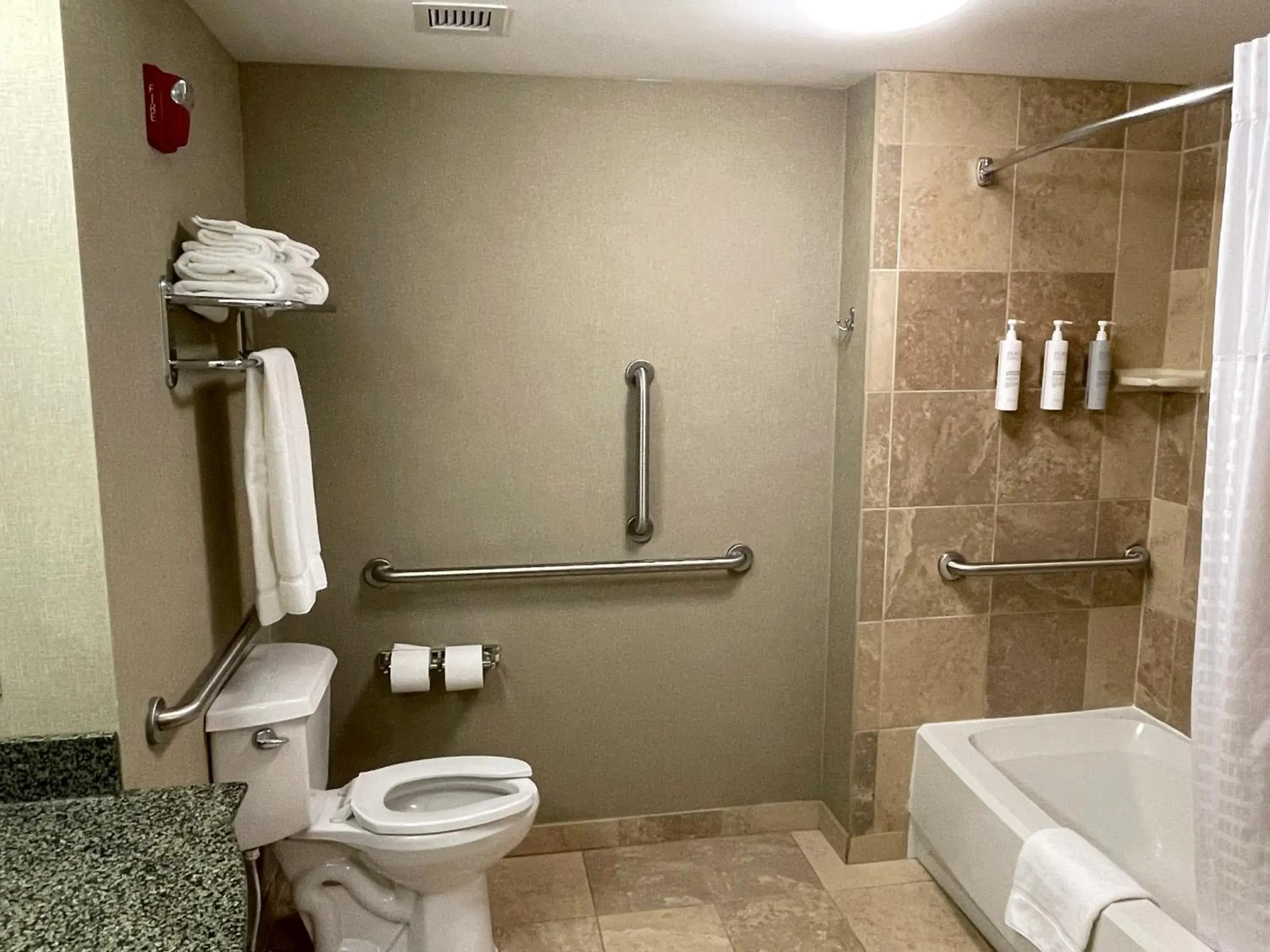 King Room with Tub w/Grab Bars and Lake View - Mobility/Hearing Accessible - Non-Smoking in SouthShore Hotel on Lake Bemidji, Trademark Coll by Wyndham King Room with Tub w/Grab Bars and Lake View - Mobility/Hearing Accessible - Non-Smoking in SouthShore Hotel on Lake Bemidji, Trademark Coll by Wyndham