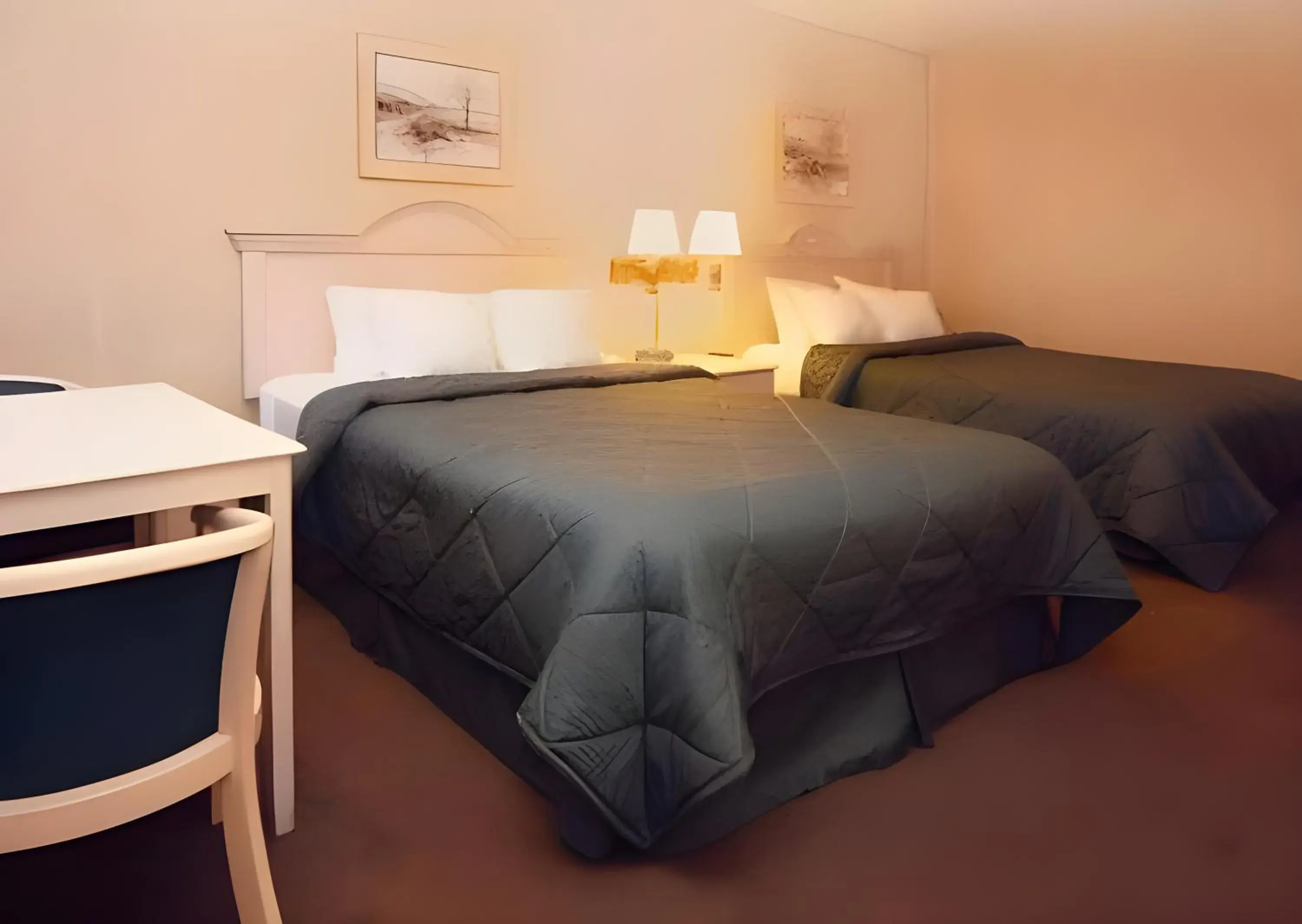 Bed in Days Inn by Wyndham Gilroy Bed in Days Inn by Wyndham Gilroy