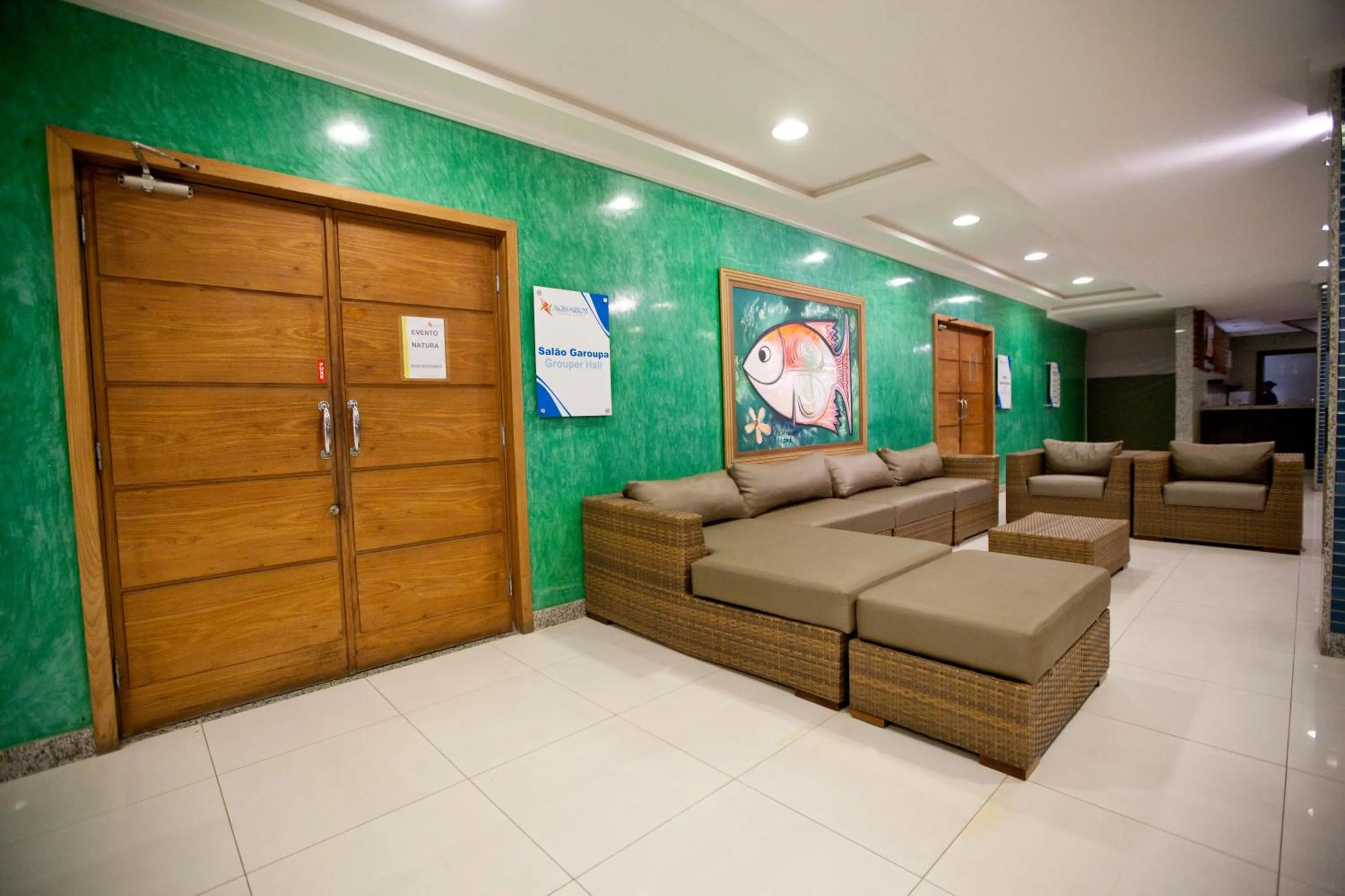 Lounge or bar in Aquarios Praia Hotel