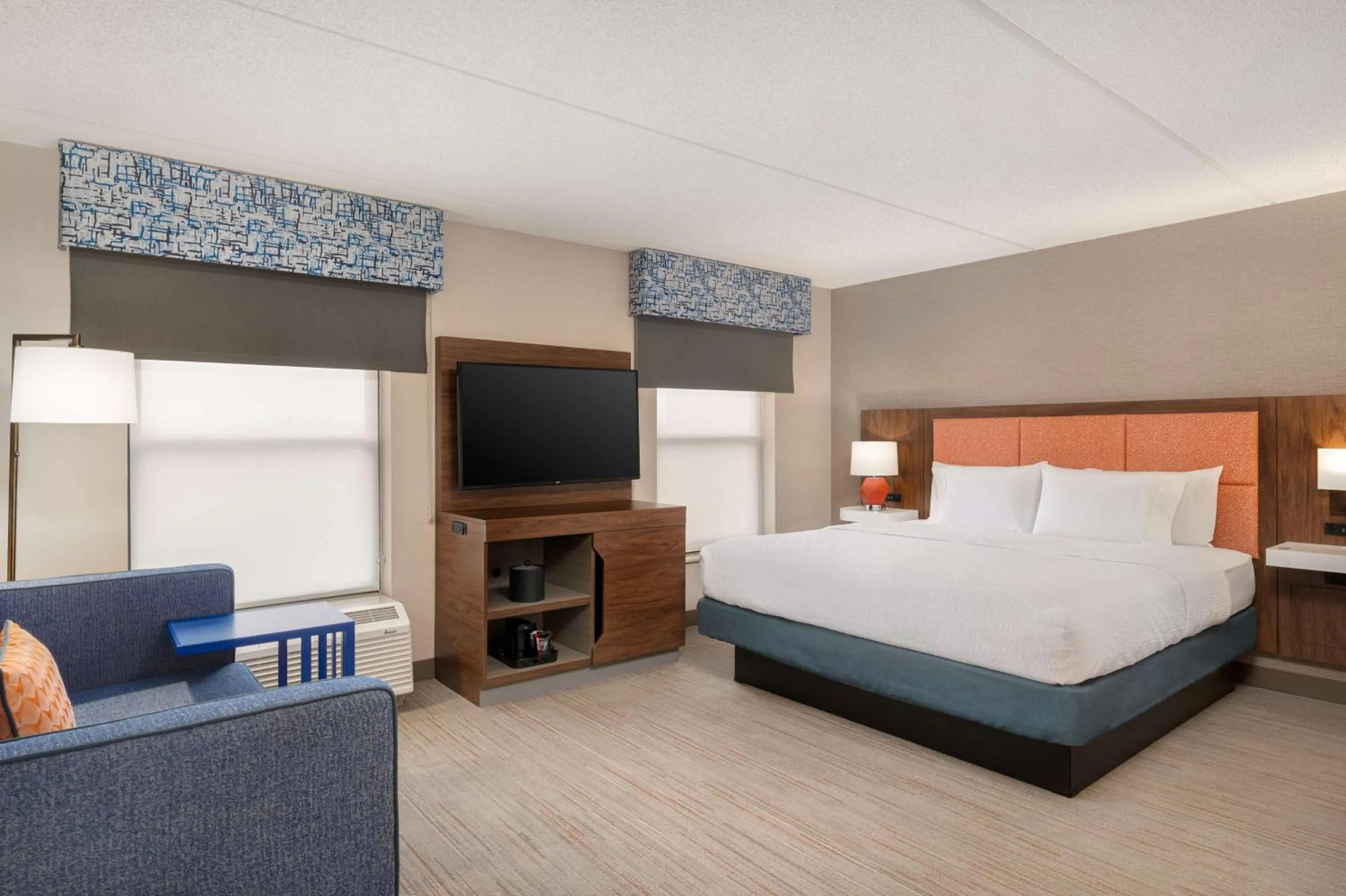 Bed in Hampton Inn Bloomsburg