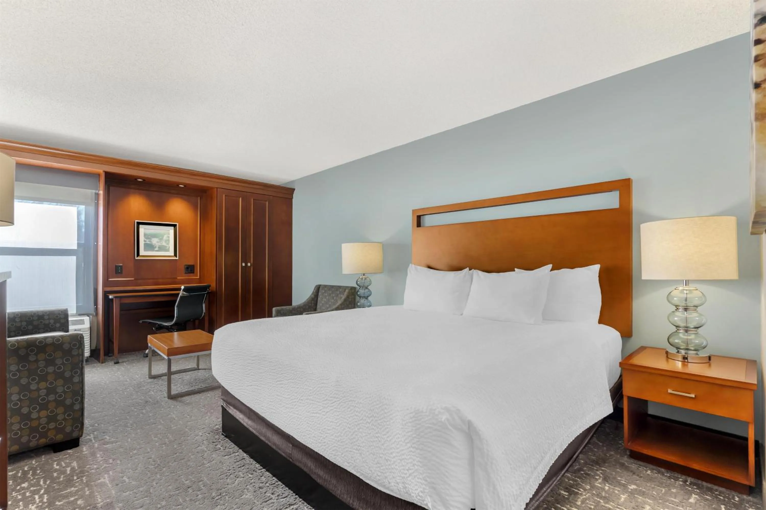 Bedroom, Bed in Best Western Plus Bellingham