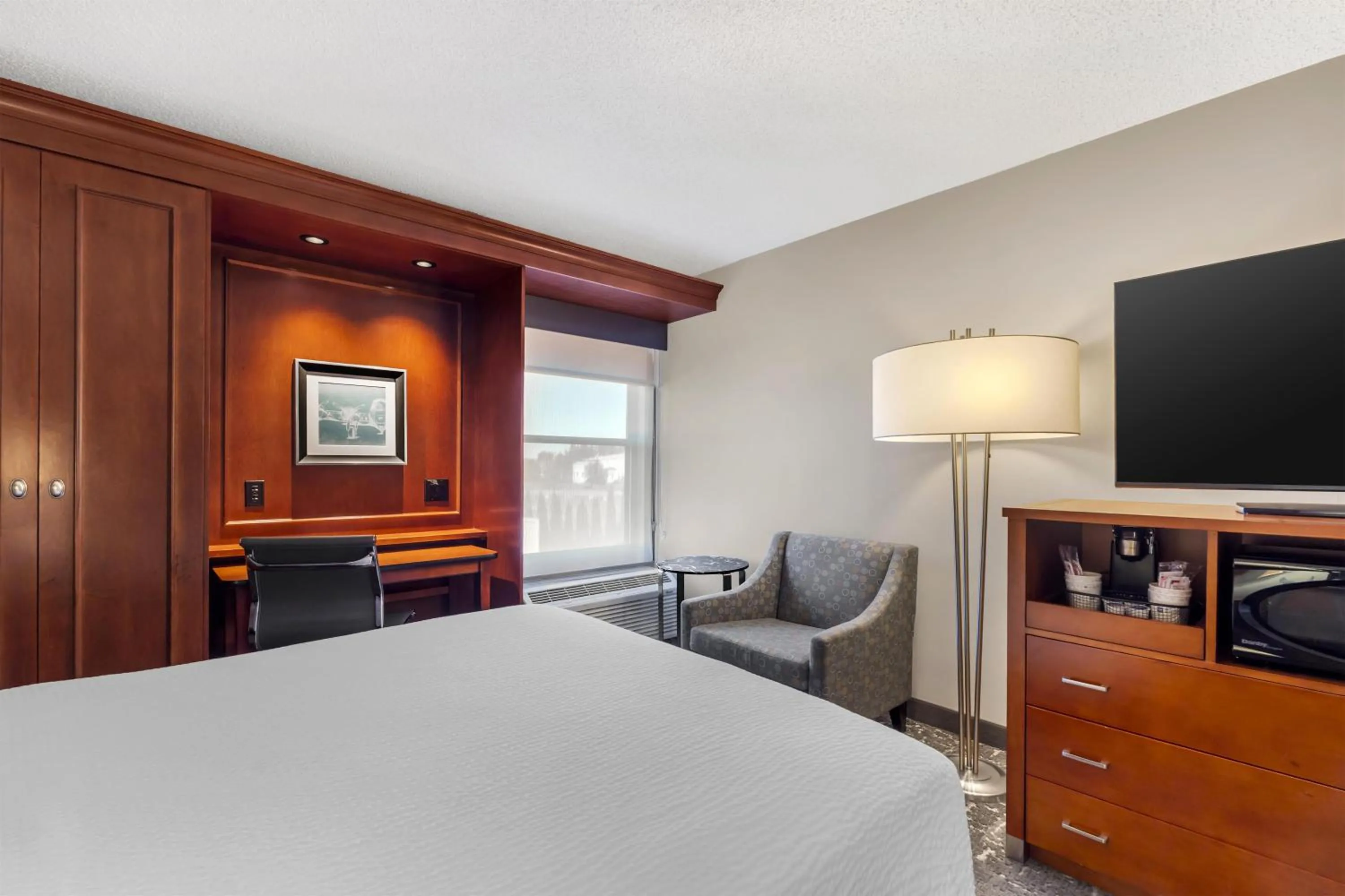 Bedroom, Bed in Best Western Plus Bellingham