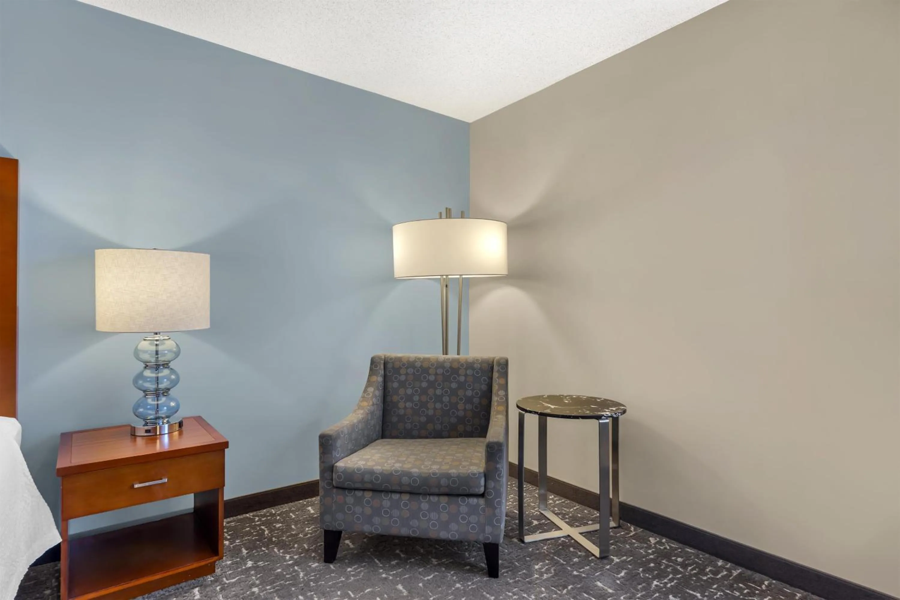 Bedroom in Best Western Plus Bellingham