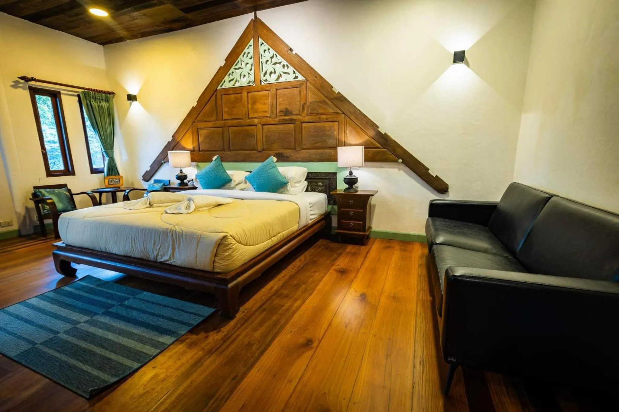 Bedroom in Ruean Thai Hotel