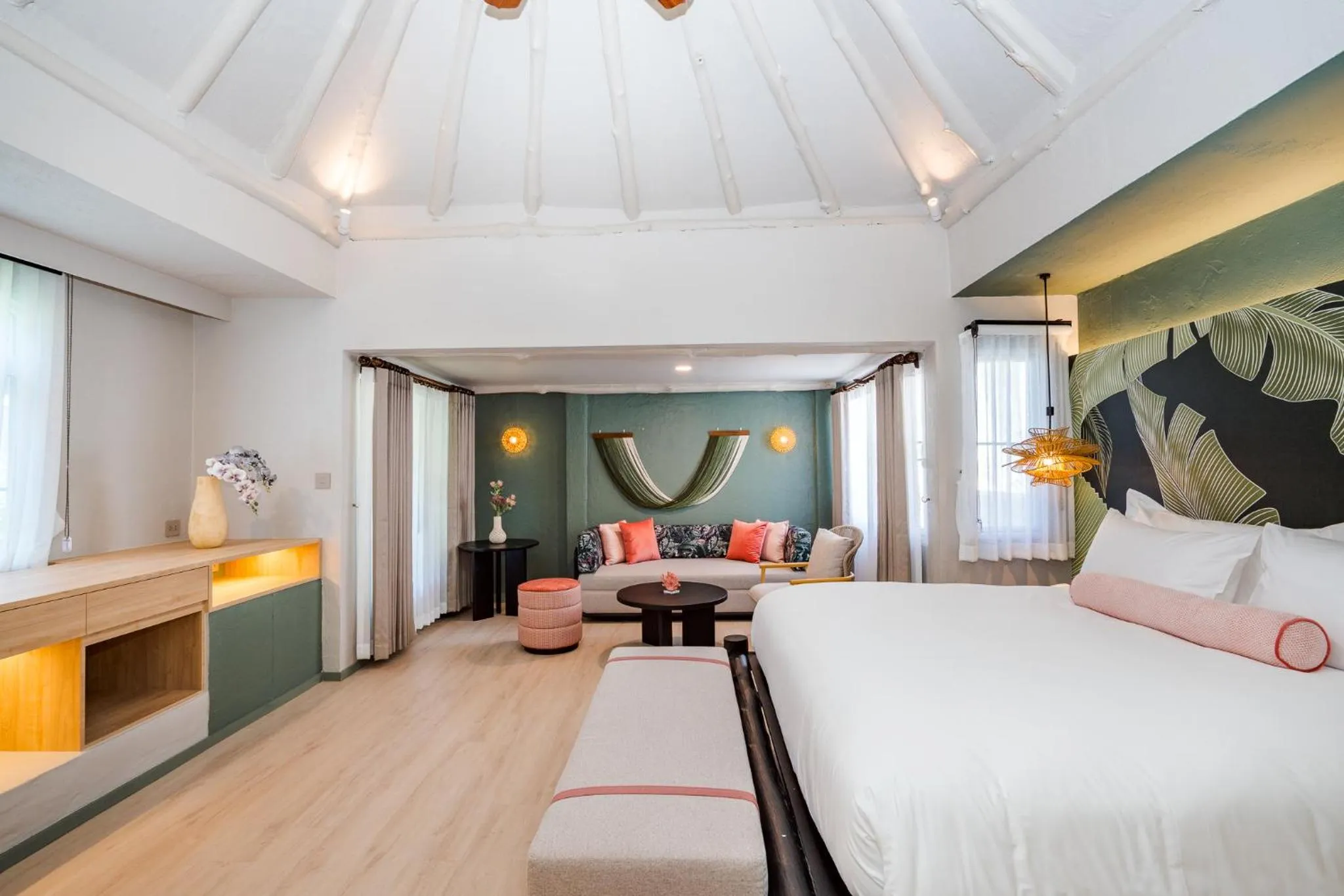 Photo of the whole room, Bed in Davinia Hua Hin Resort
