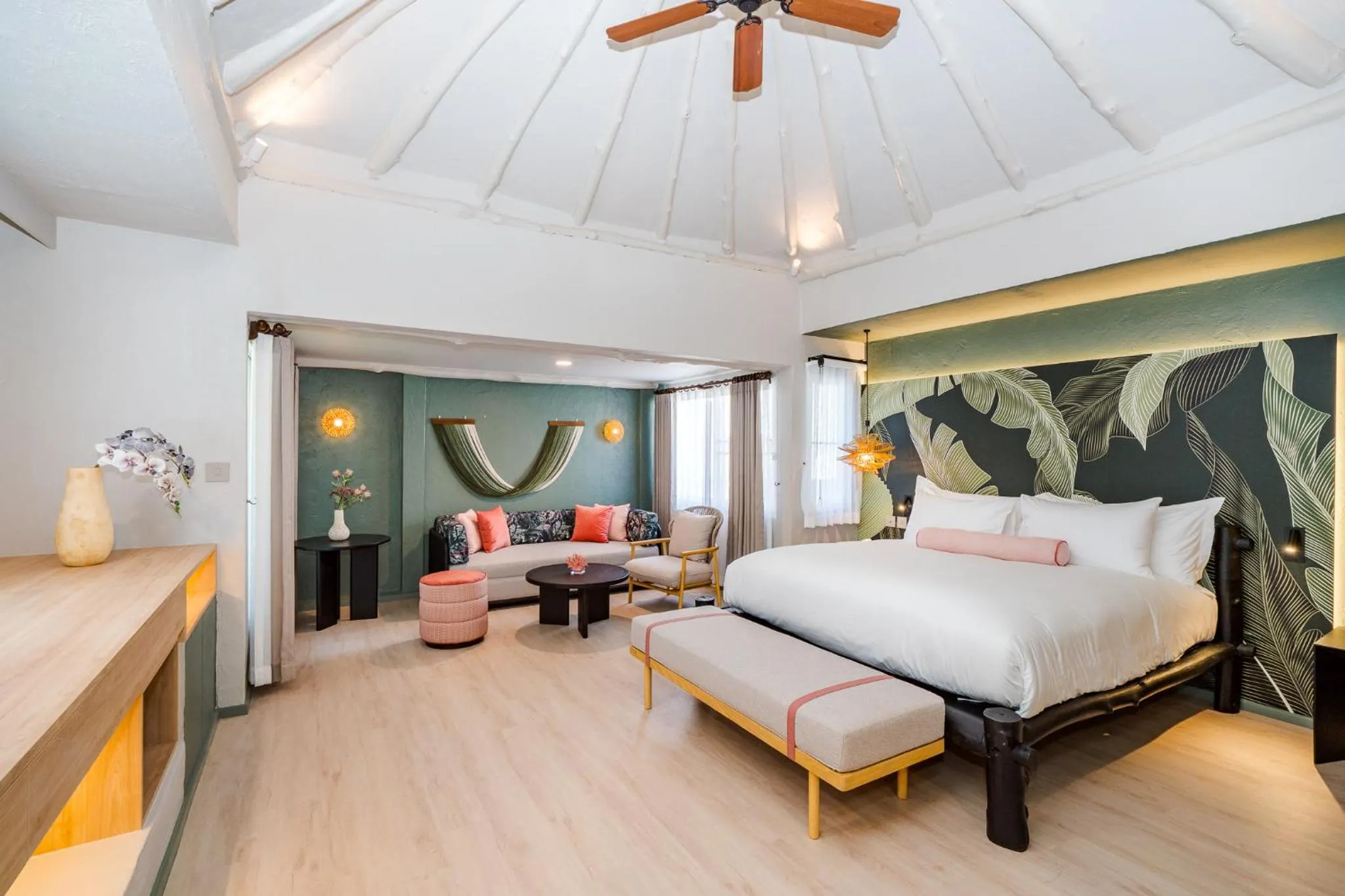 Photo of the whole room, Bed in Davinia Hua Hin Resort