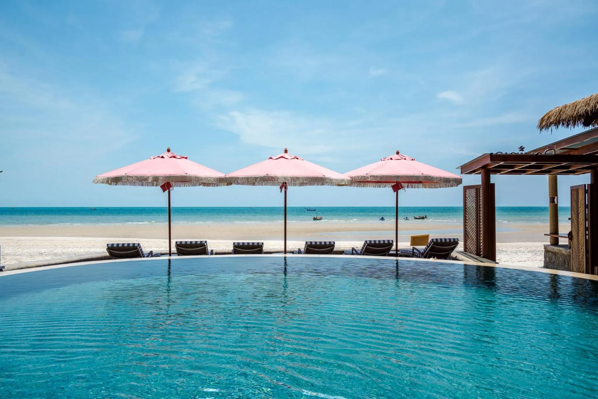 Beach in Davinia Hua Hin Resort