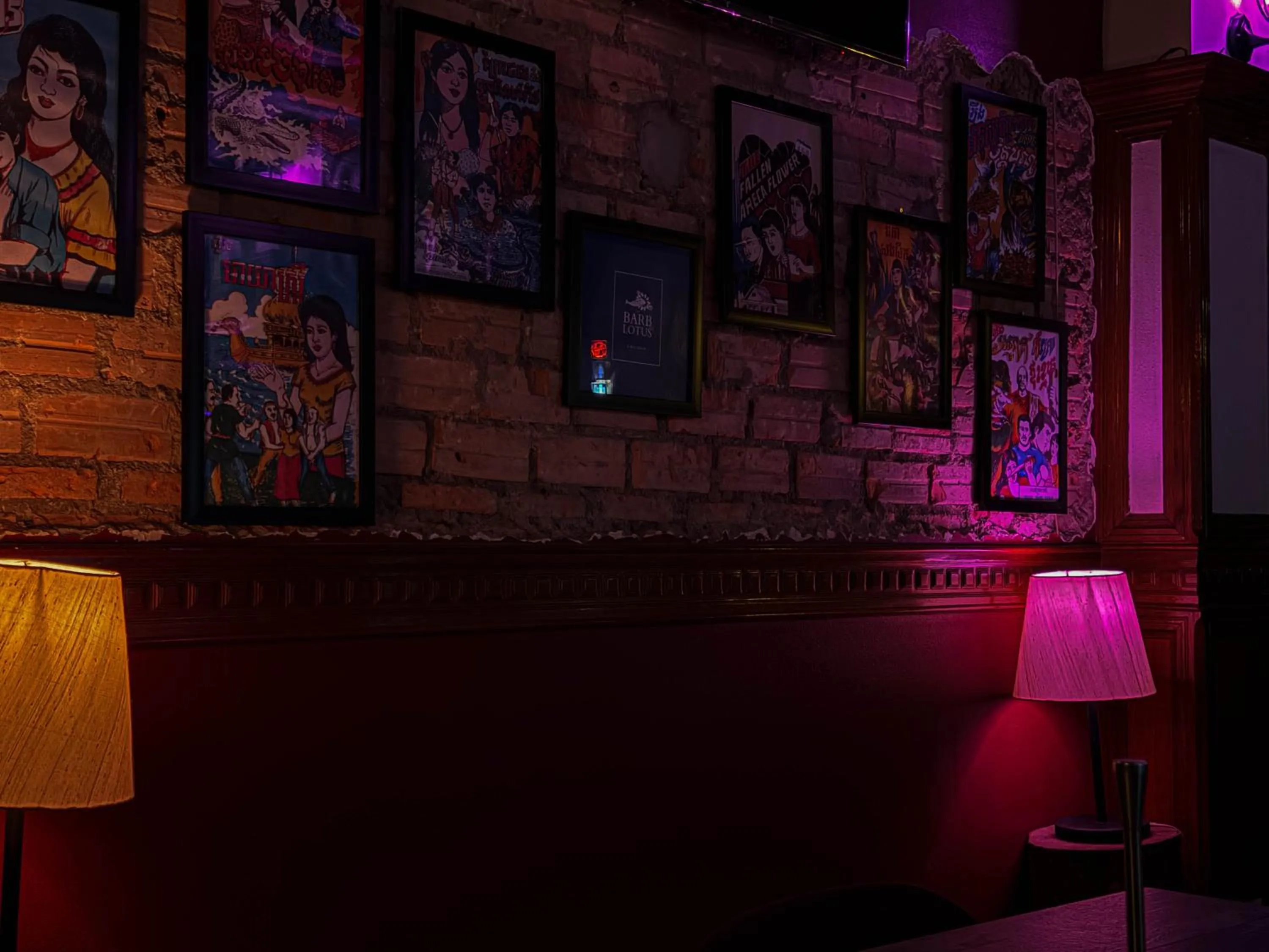 Restaurant/places to eat in Pacific Hotel