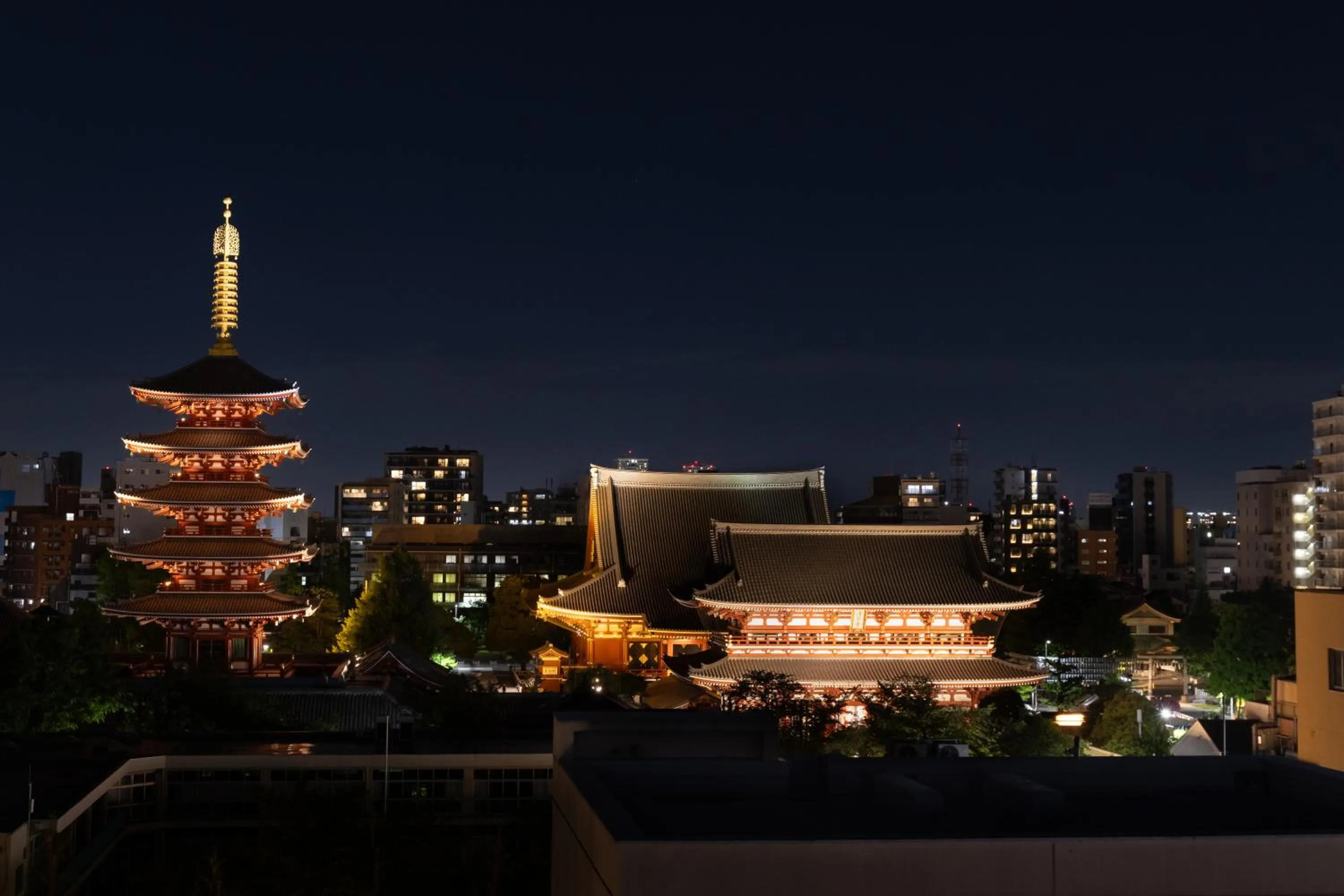 Night in Ryokan Asakusa Shigetsu