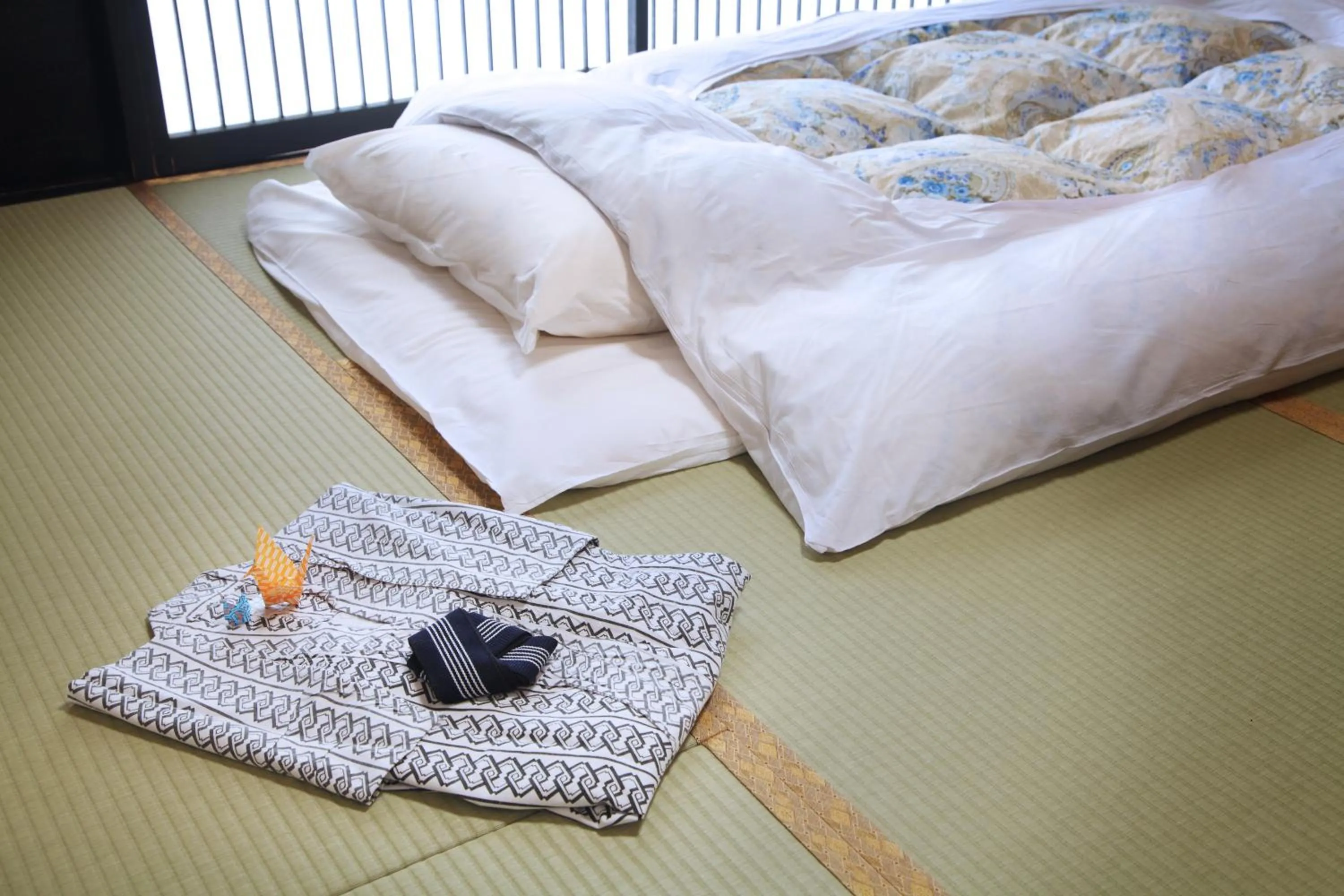 Bed in Hotel Chatelet Inn Kyoto