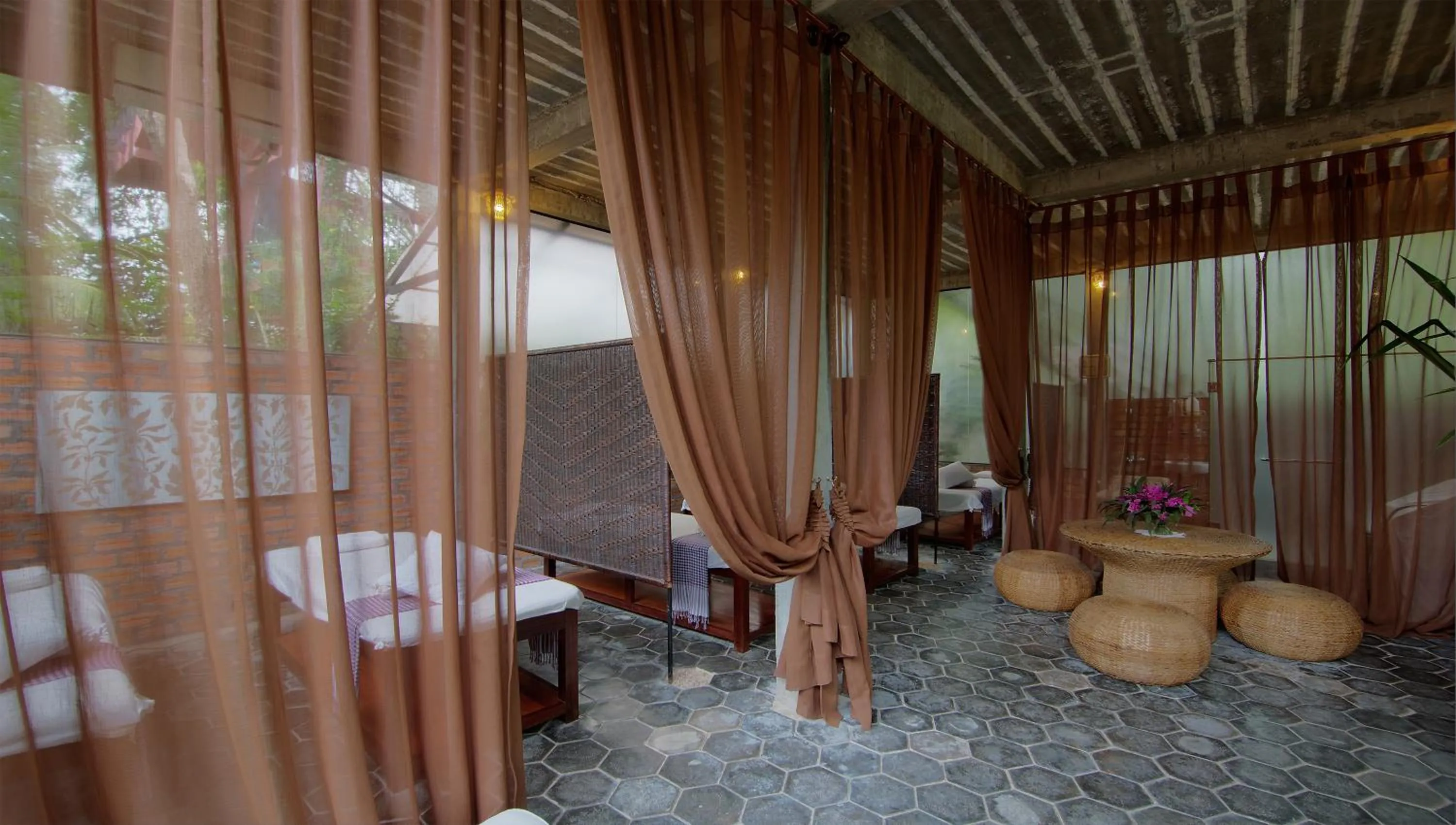 Massage in Palm Village Resort & Spa