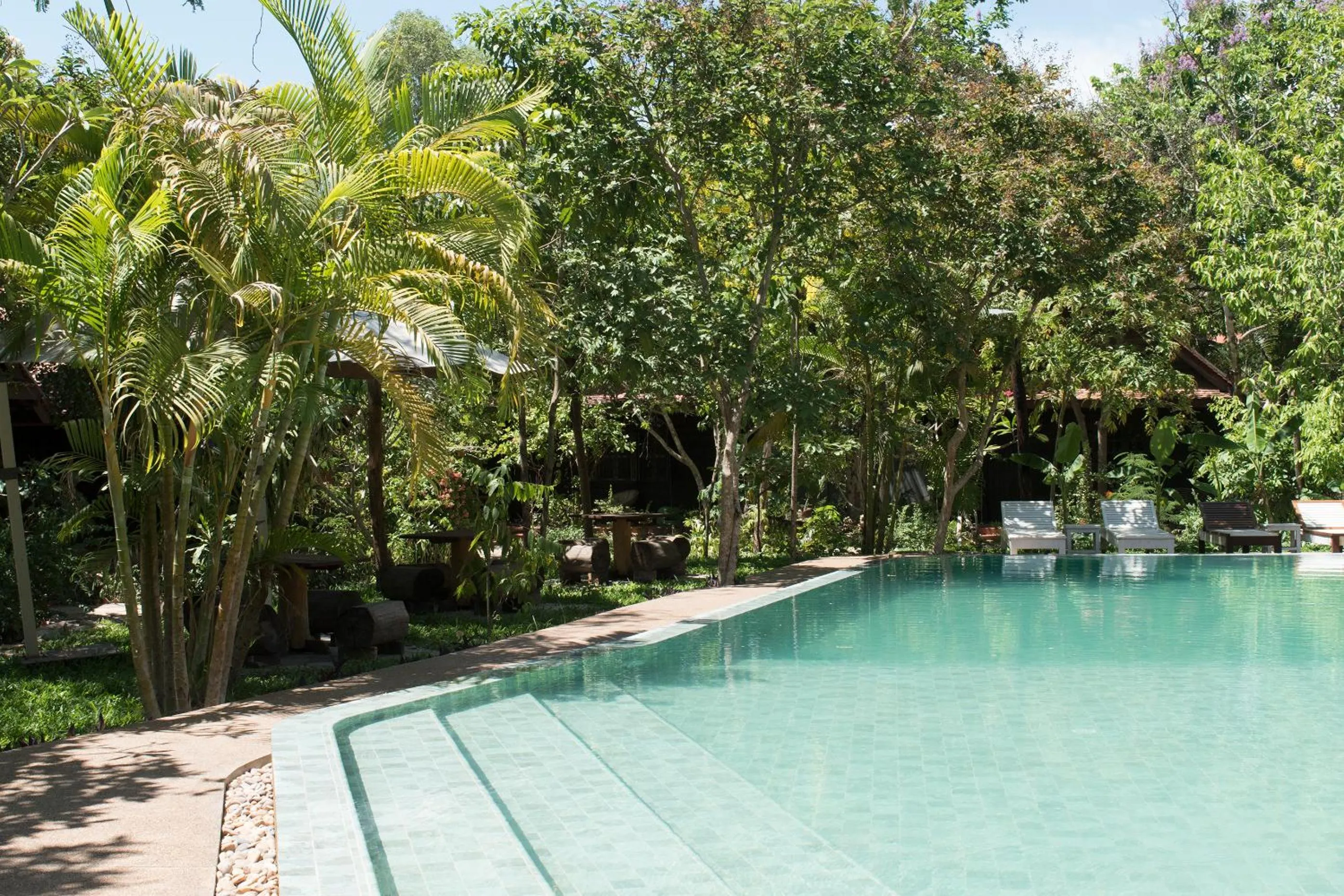 Swimming pool in Palm Village Resort & Spa