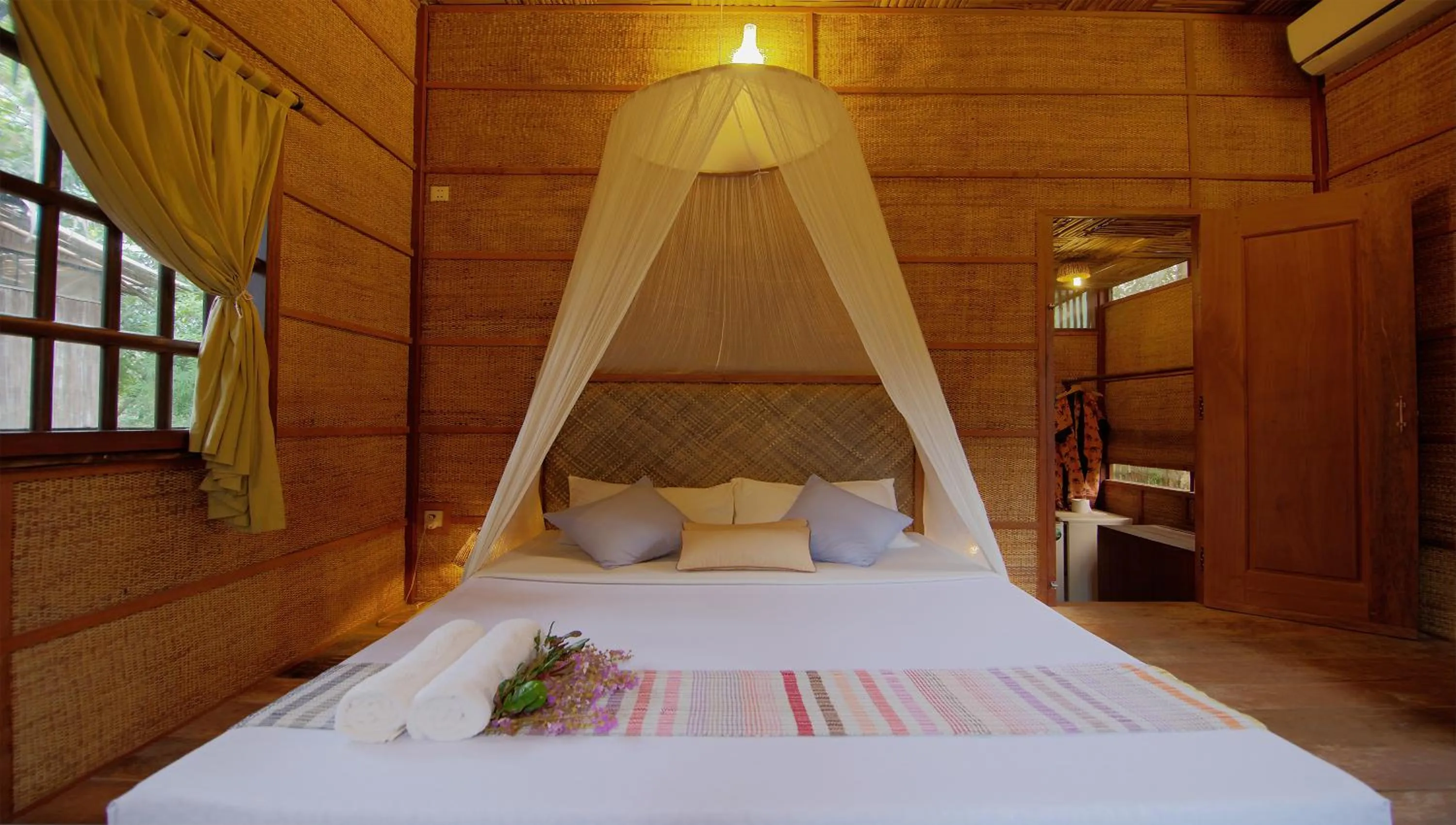 Photo of the whole room, Bed in Palm Village Resort & Spa