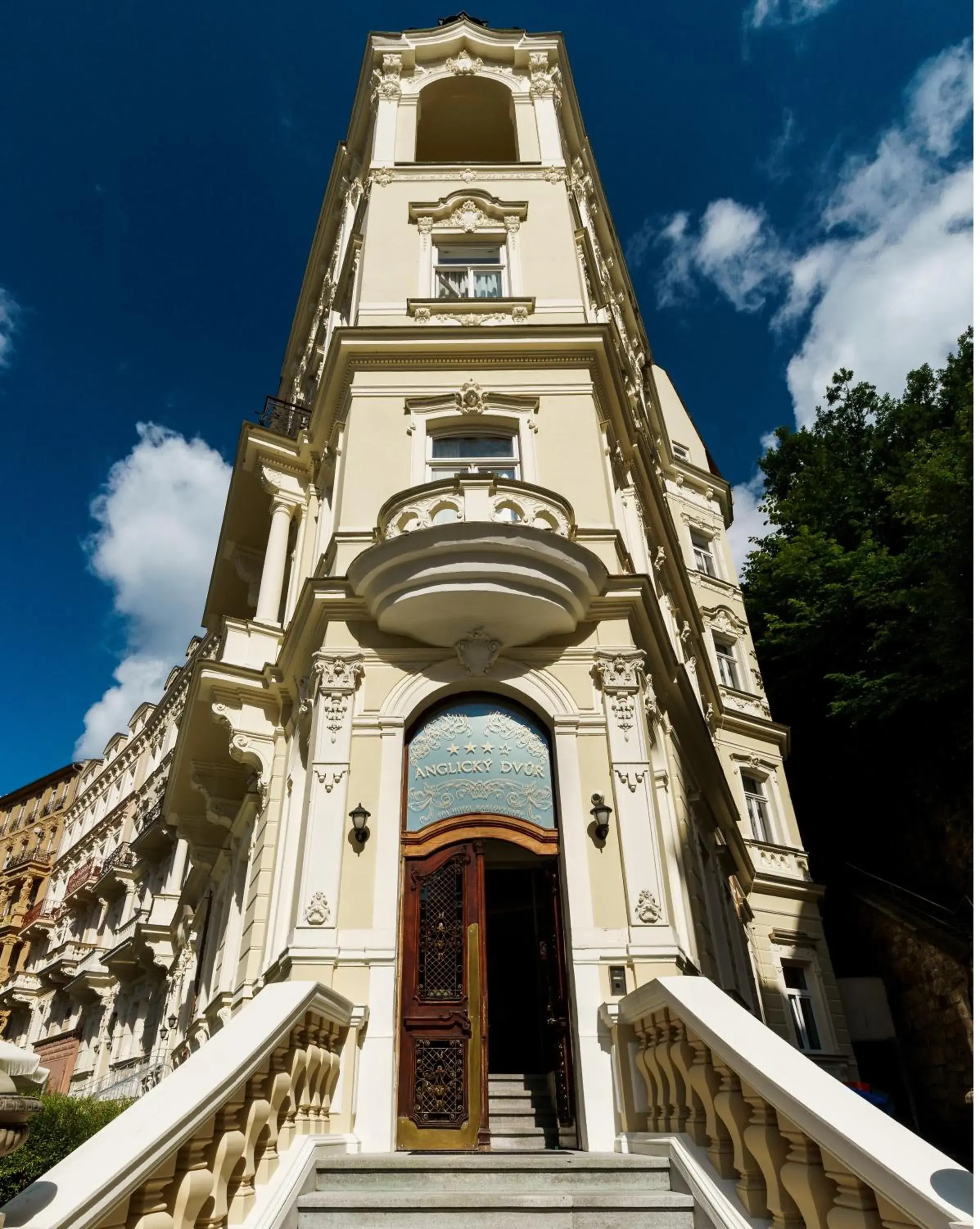 Property building in Spa Hotel Anglický Dvůr Property building in Spa Hotel Anglický Dvůr