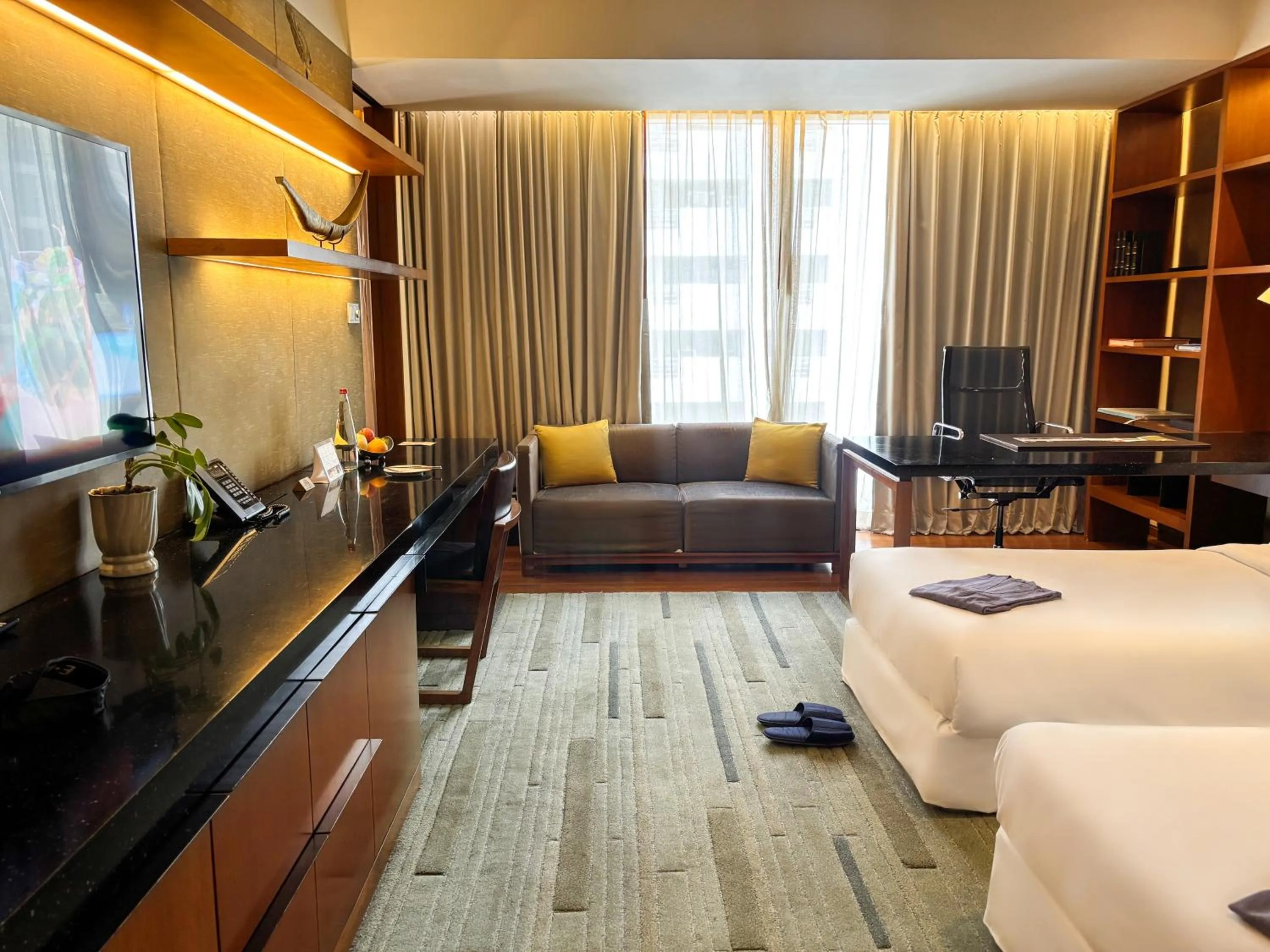 Bedroom in Hansar Bangkok Hotel