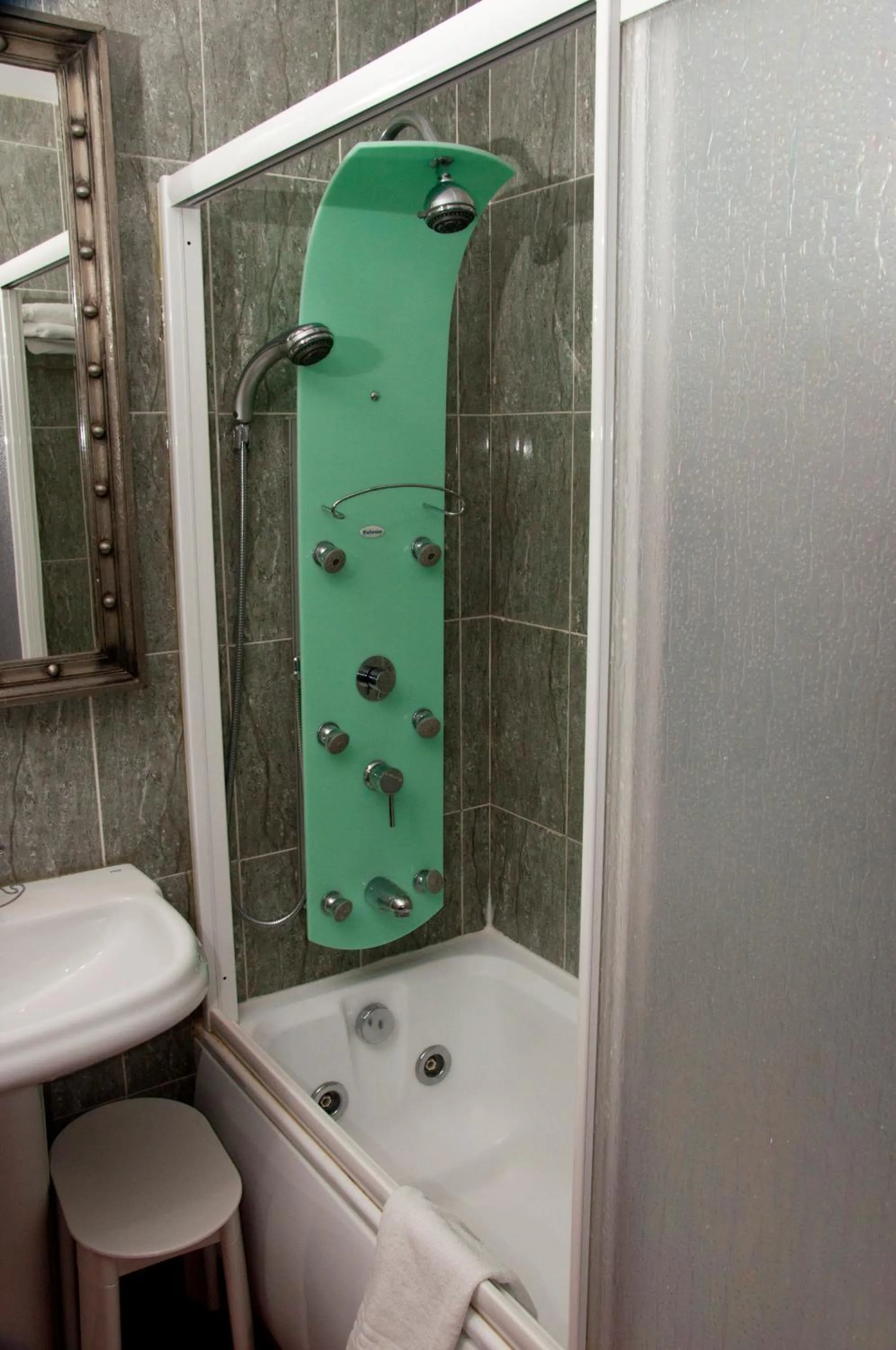 Bathroom in Hotel Amoretes