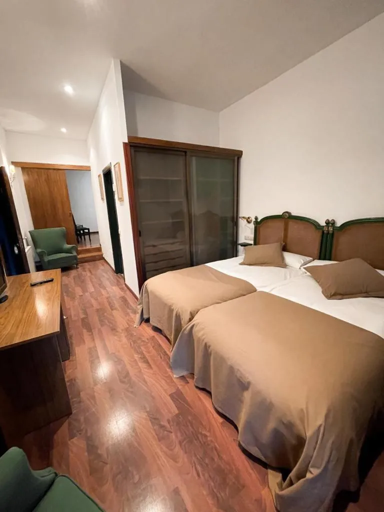 Photo of the whole room, Bed in Hotel Amoretes