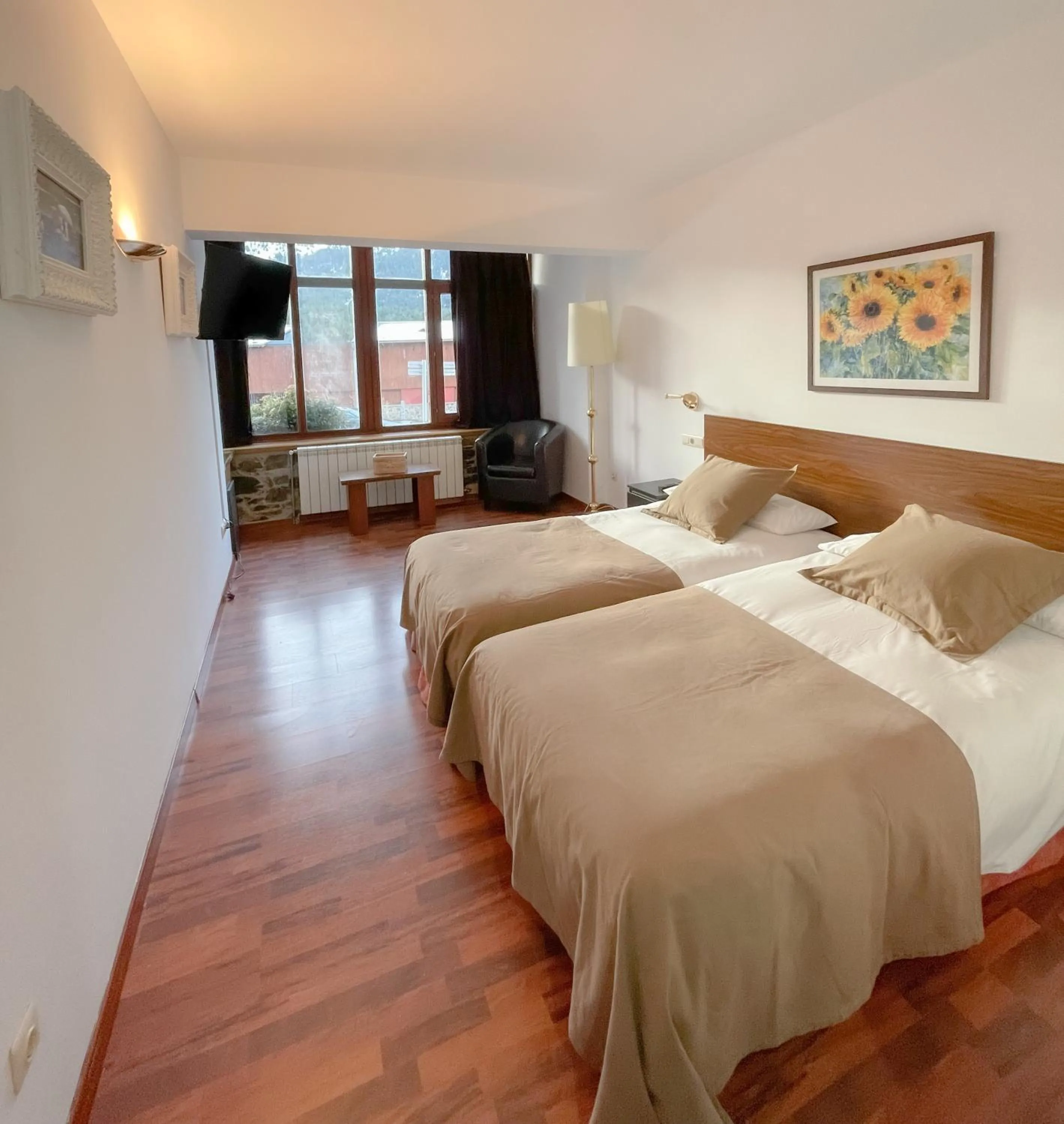 Photo of the whole room, Bed in Hotel Amoretes