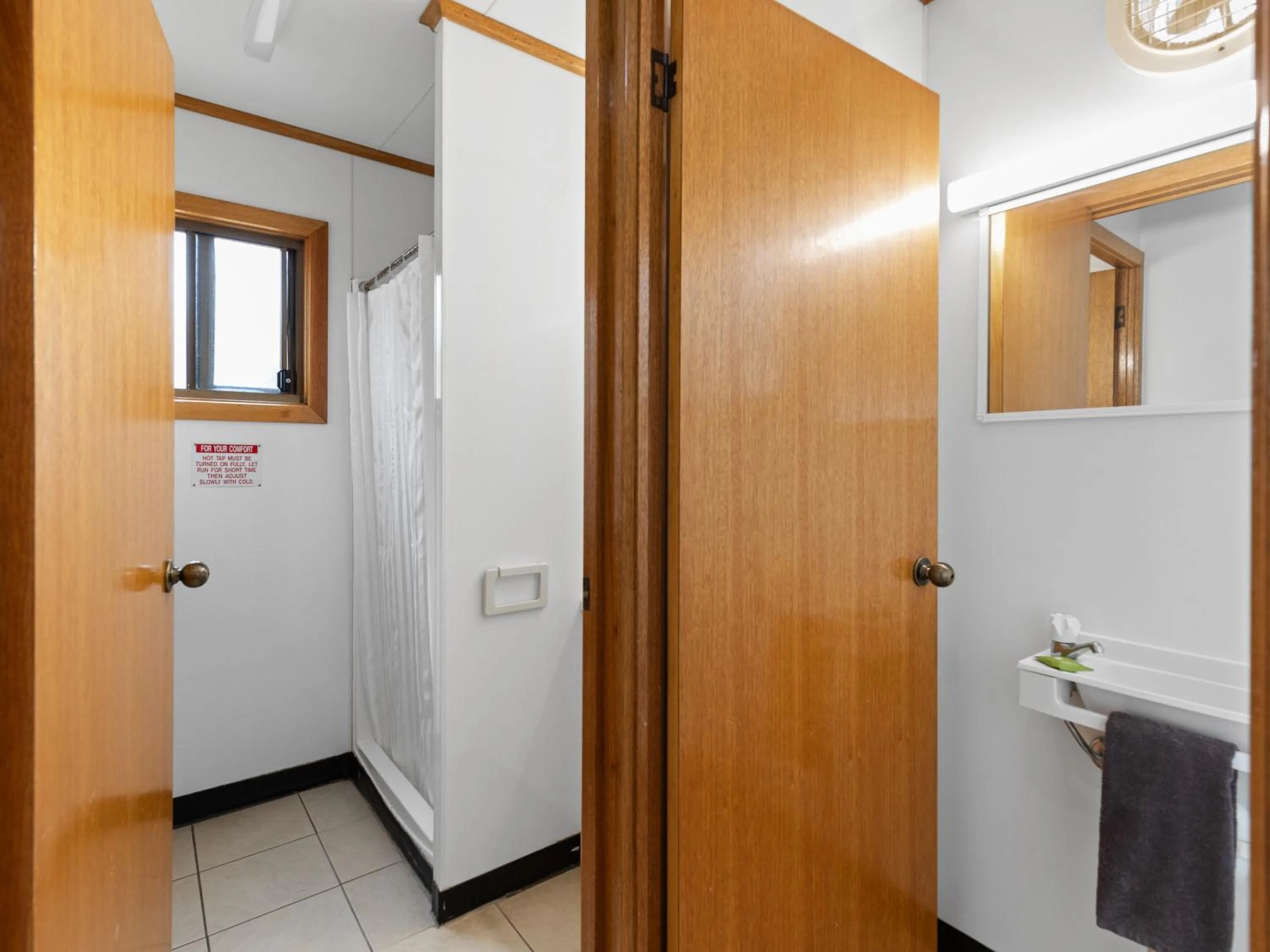 Bathroom in Blue Lake Holiday Park