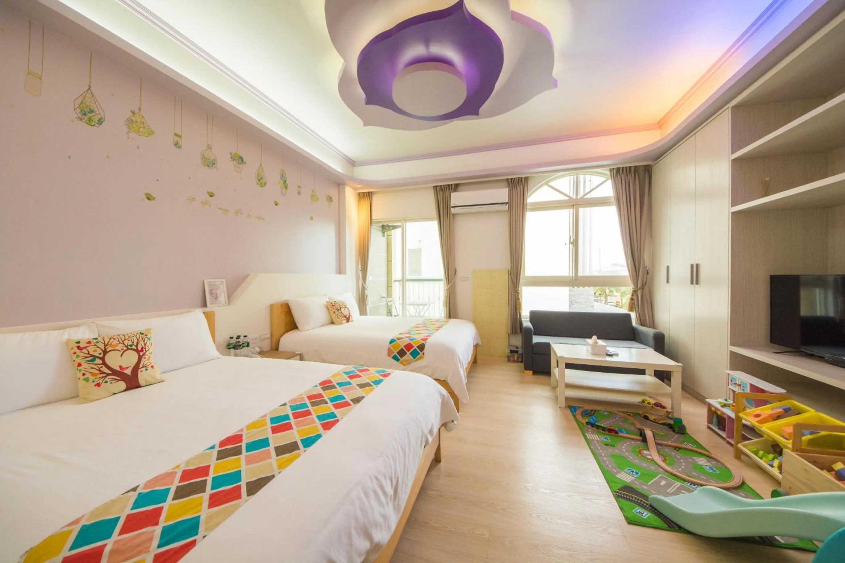 Childlike B&B