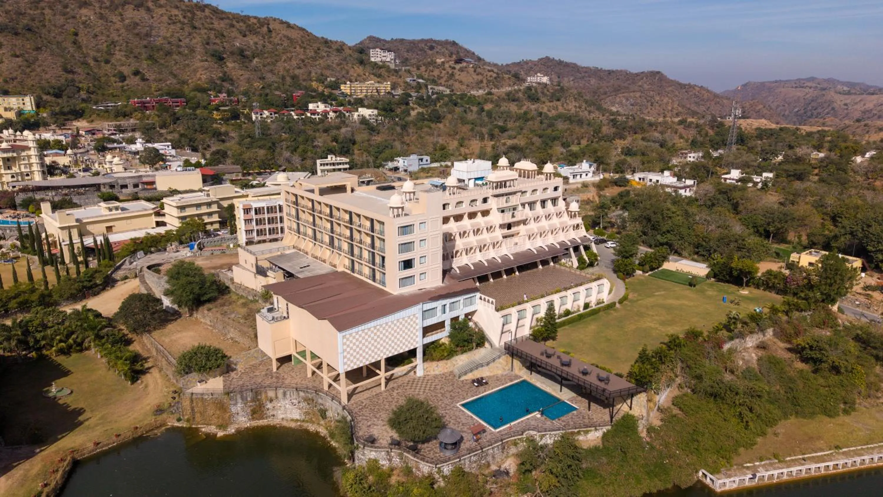 Property building in Via Lakhela Lakeview Resort & Spa