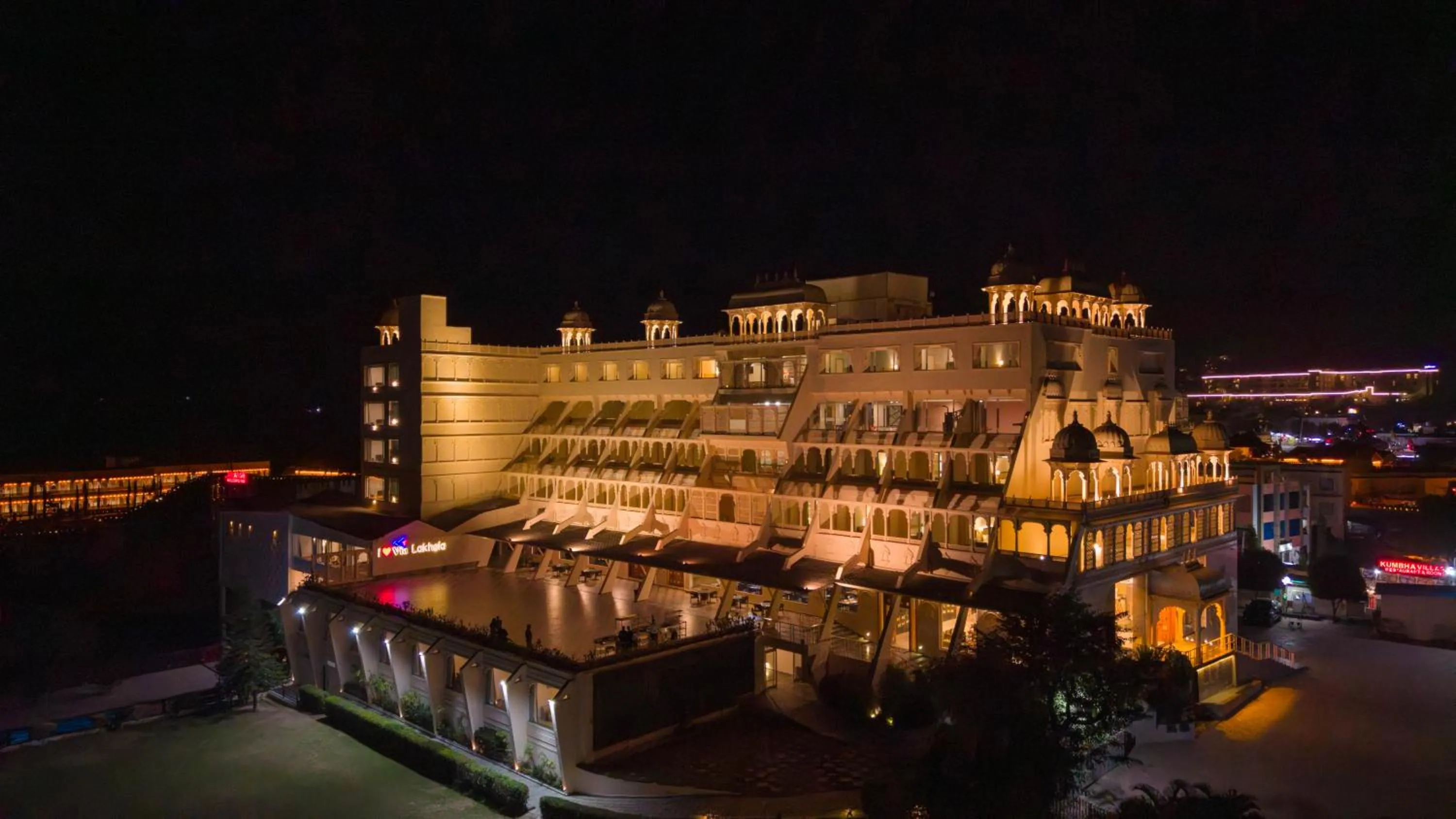 Property building in Via Lakhela Lakeview Resort & Spa