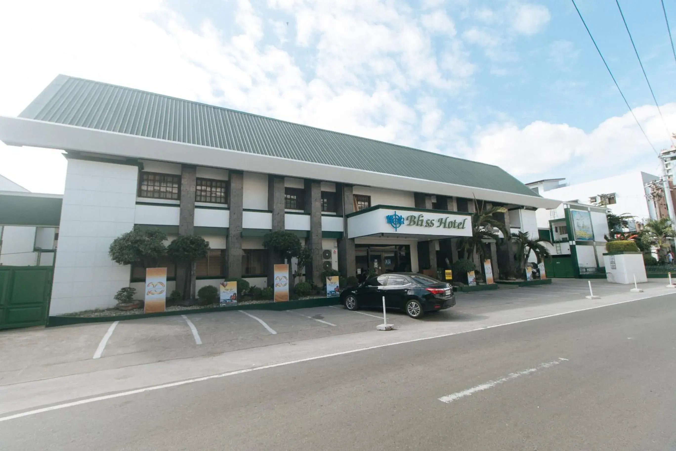 Property building in Bliss Hotel Dau Property building in Bliss Hotel Dau