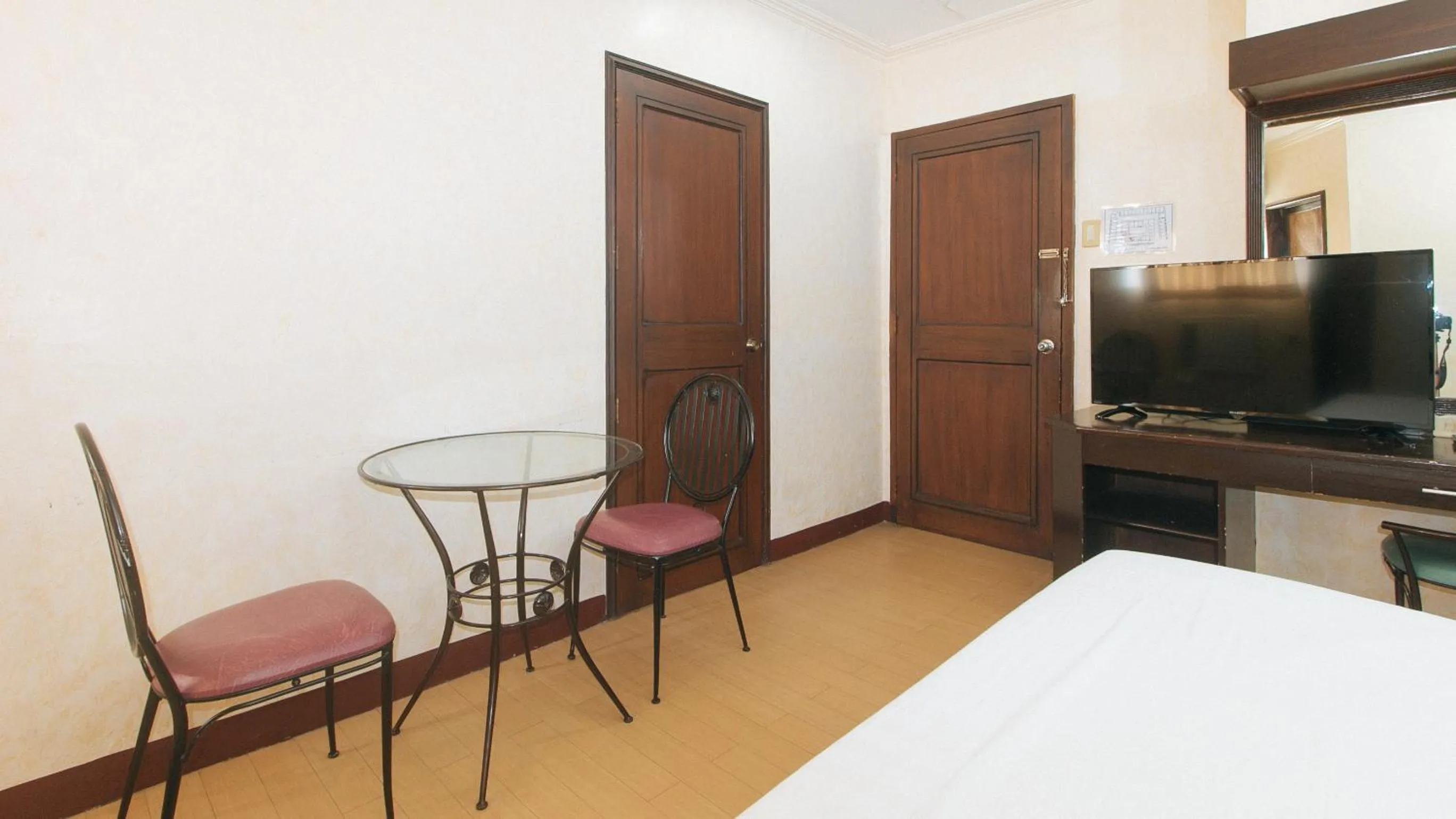 TV and multimedia, Bed in Bliss Hotel Dau