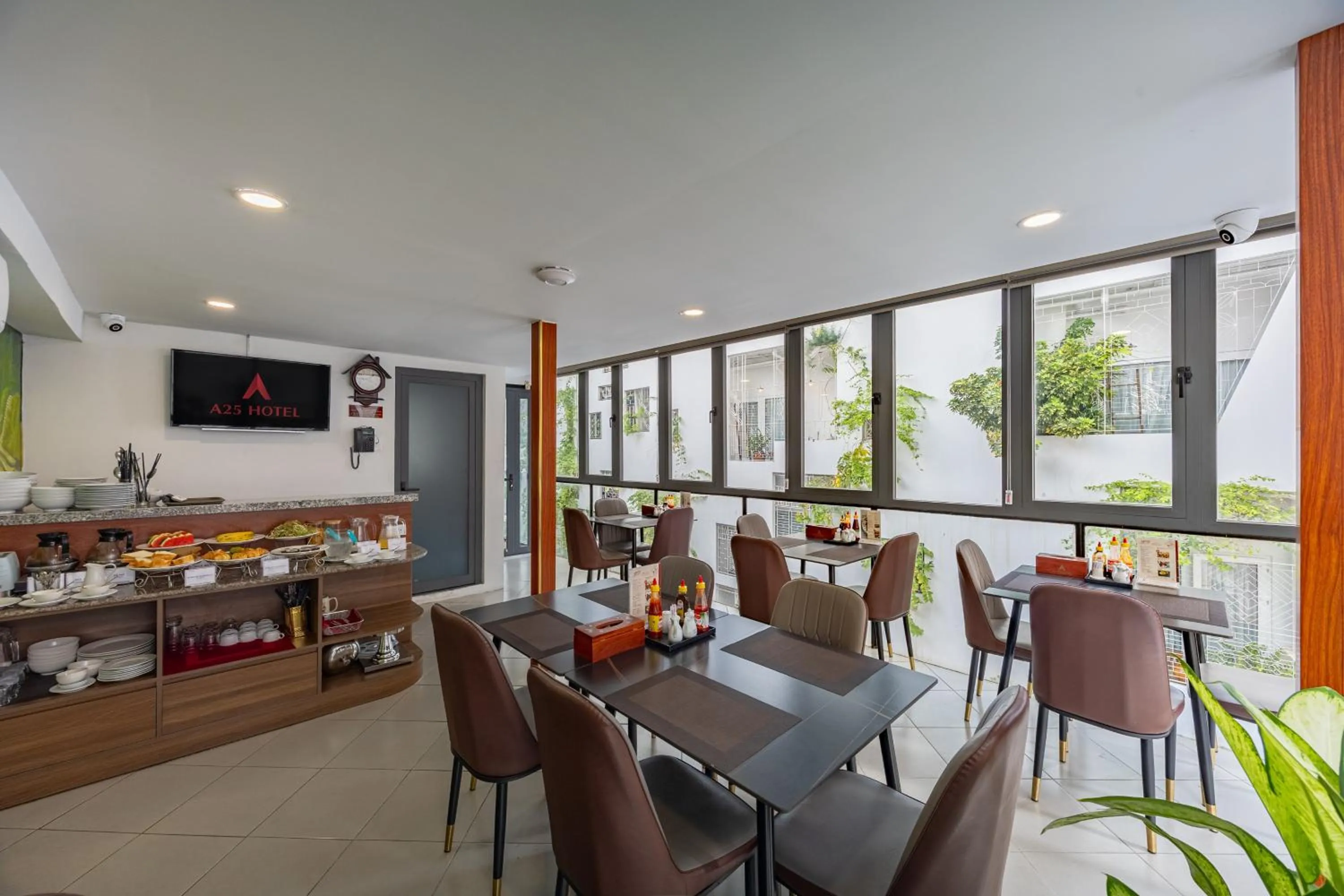 A25 Hotel - 14 Hồ Huấn Nghiệp