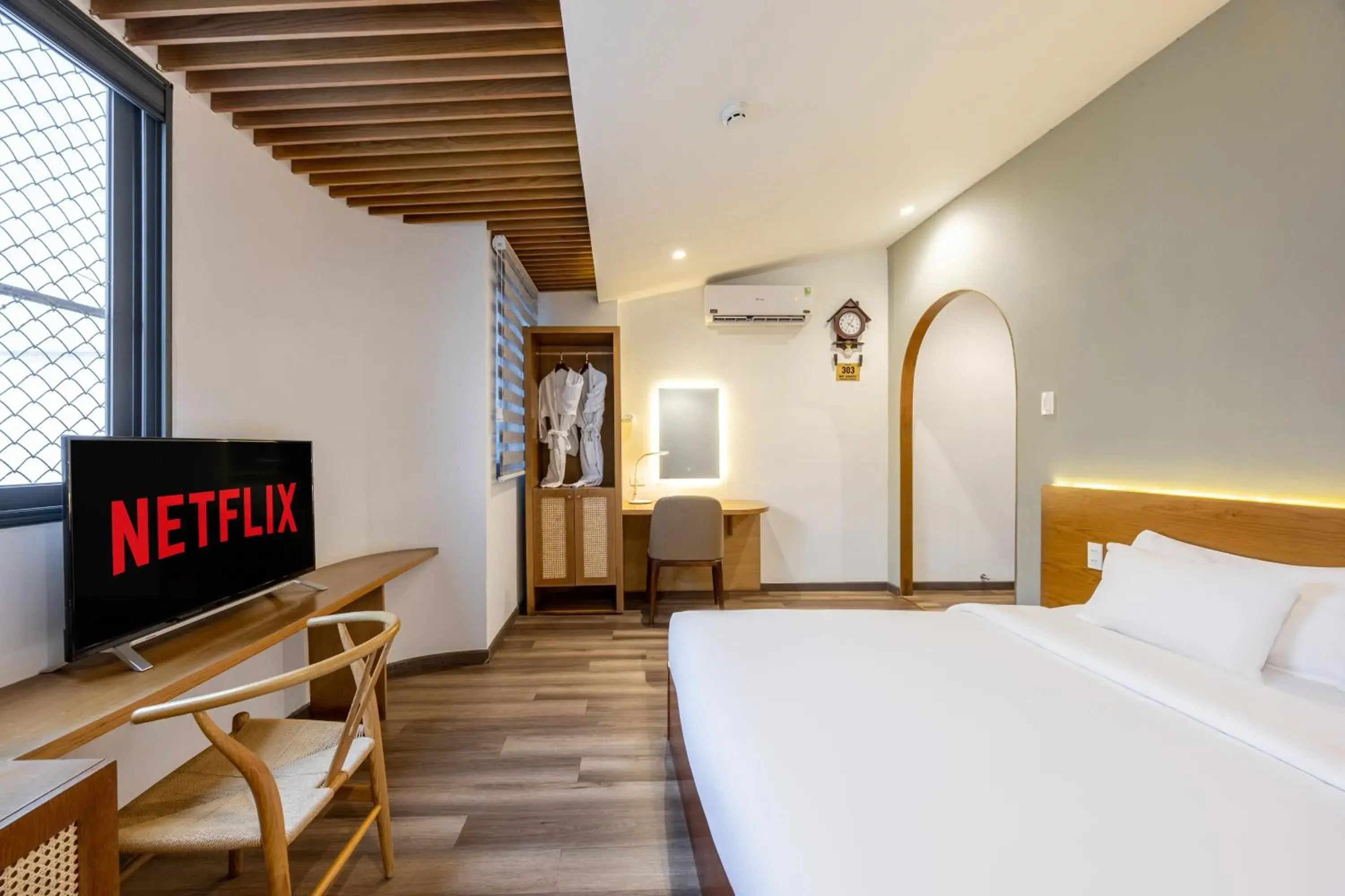 Bed in A25 Hotel - 14 Hồ Huấn Nghiệp Bed in A25 Hotel - 14 Hồ Huấn Nghiệp