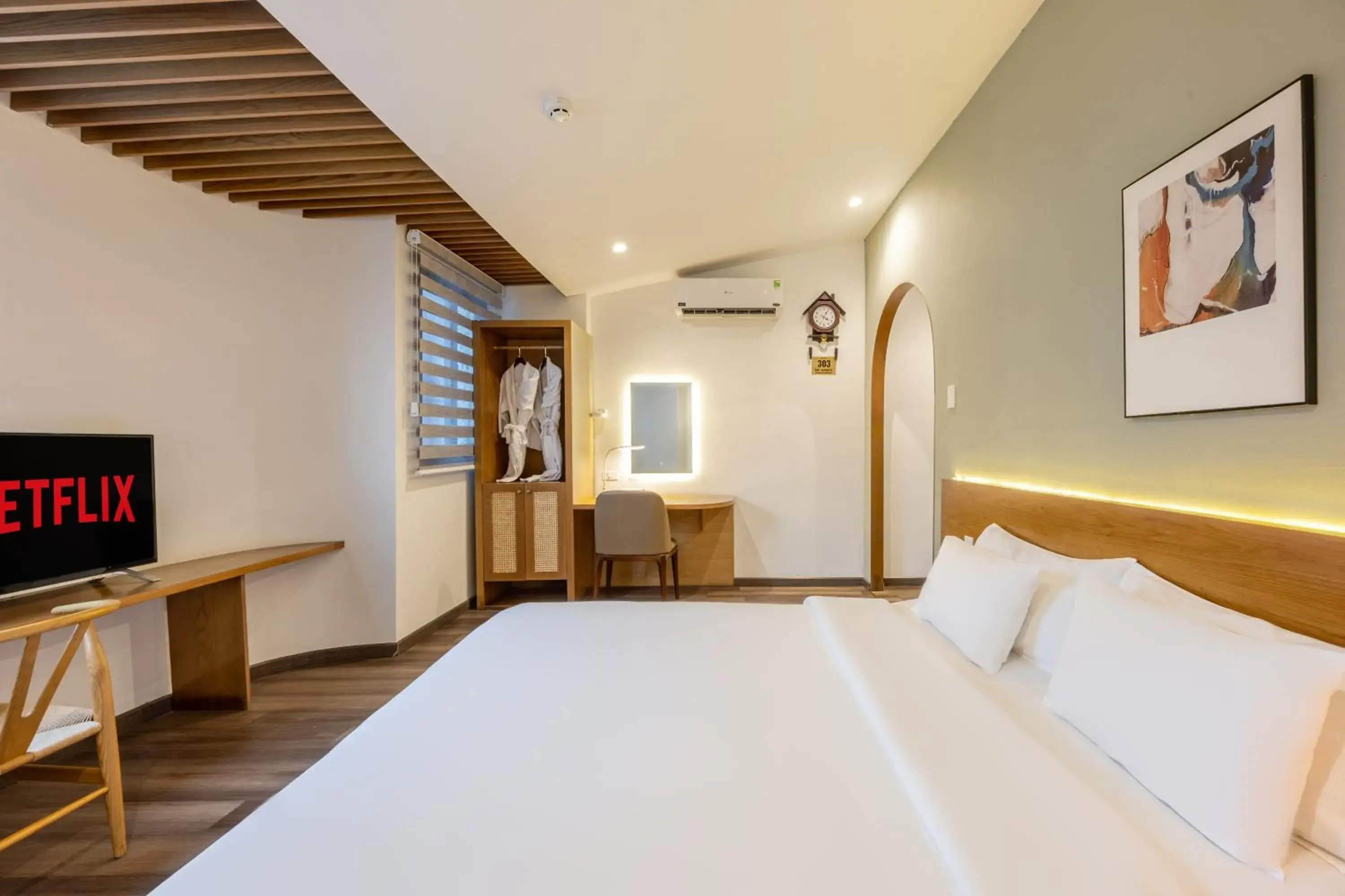 Bed in A25 Hotel - 14 Hồ Huấn Nghiệp Bed in A25 Hotel - 14 Hồ Huấn Nghiệp