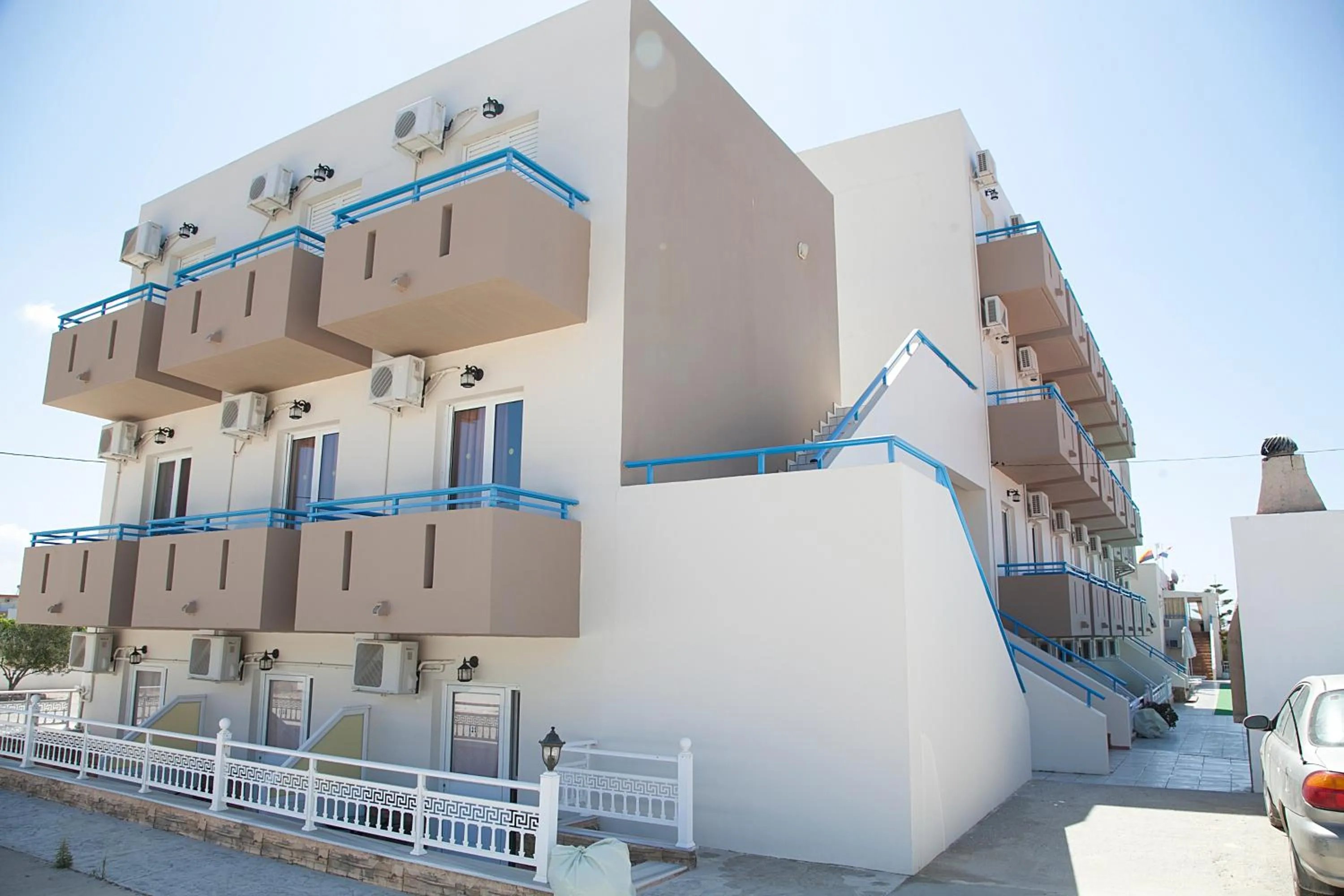 Facade/entrance in Hotel Athinoula