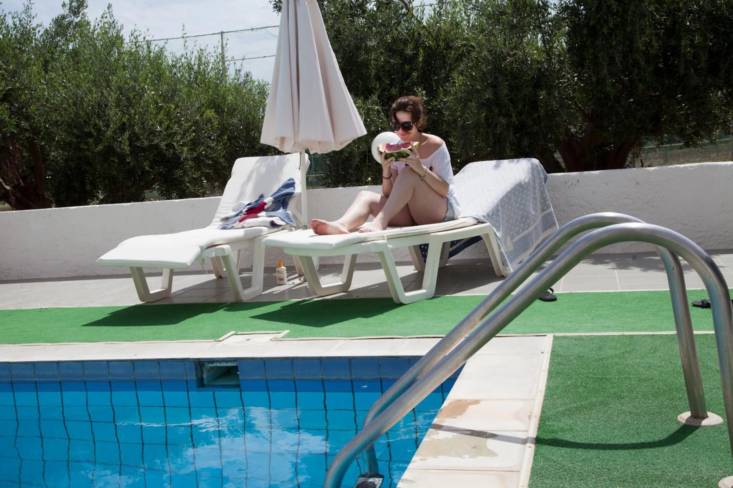 Swimming pool in Hotel Athinoula