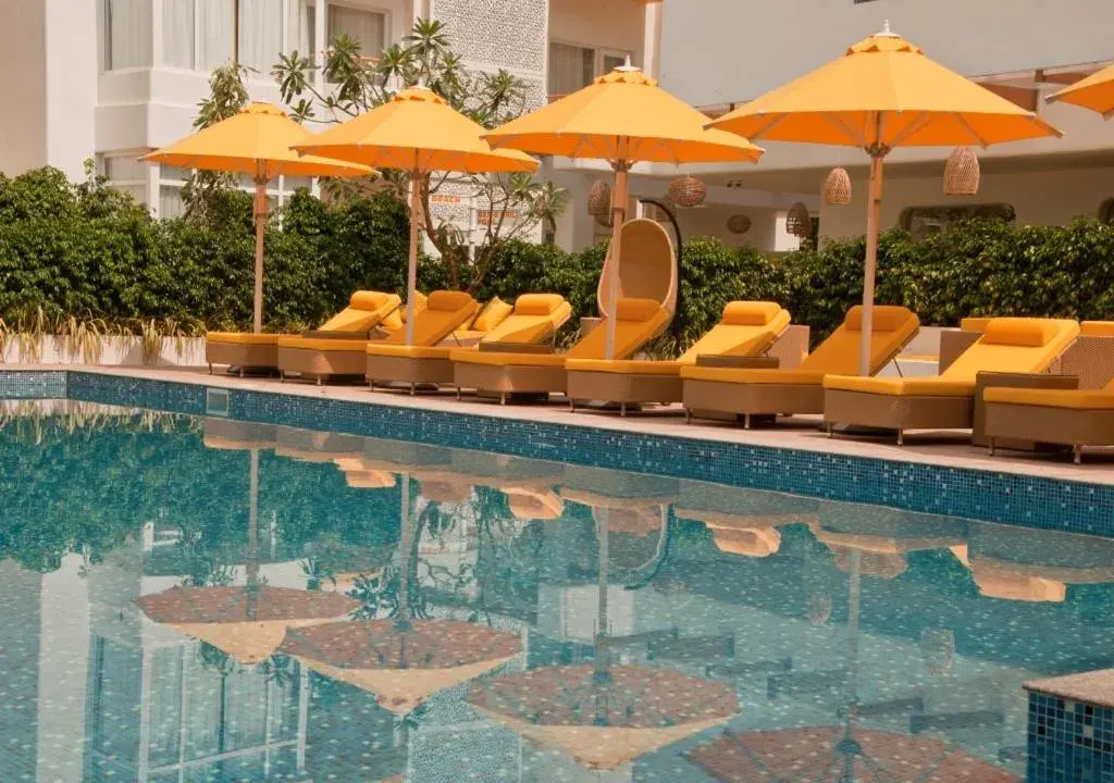 Swimming pool in BloomSuites l Calangute Swimming pool in BloomSuites l Calangute