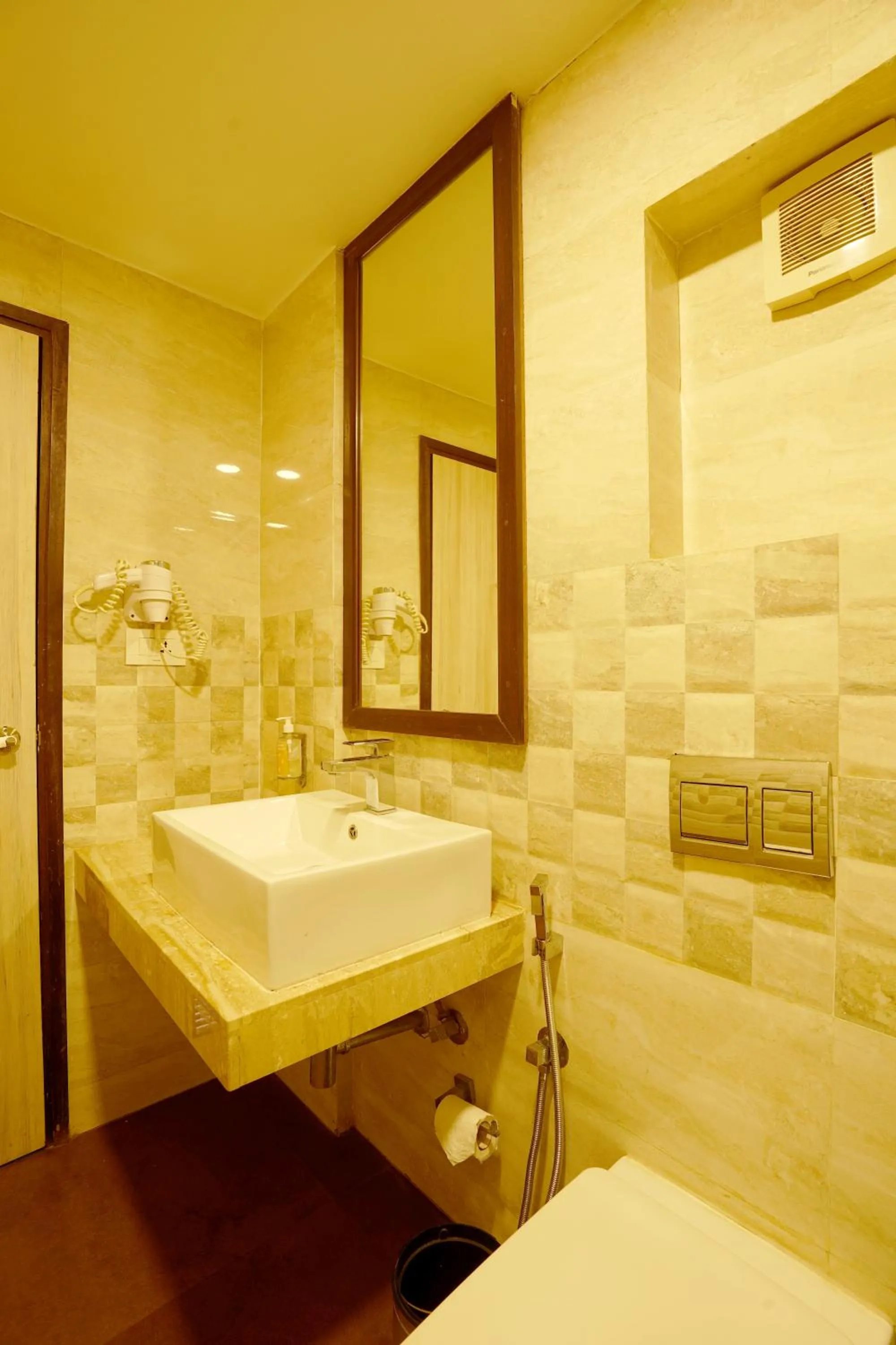 Bathroom in BloomSuites l Calangute