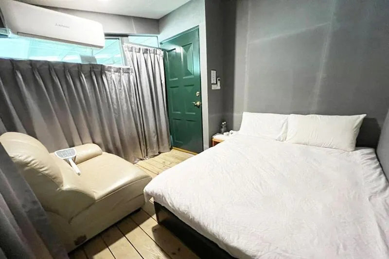 Standard Double Room with Shared Bathroom in Song Hua Ju B&B