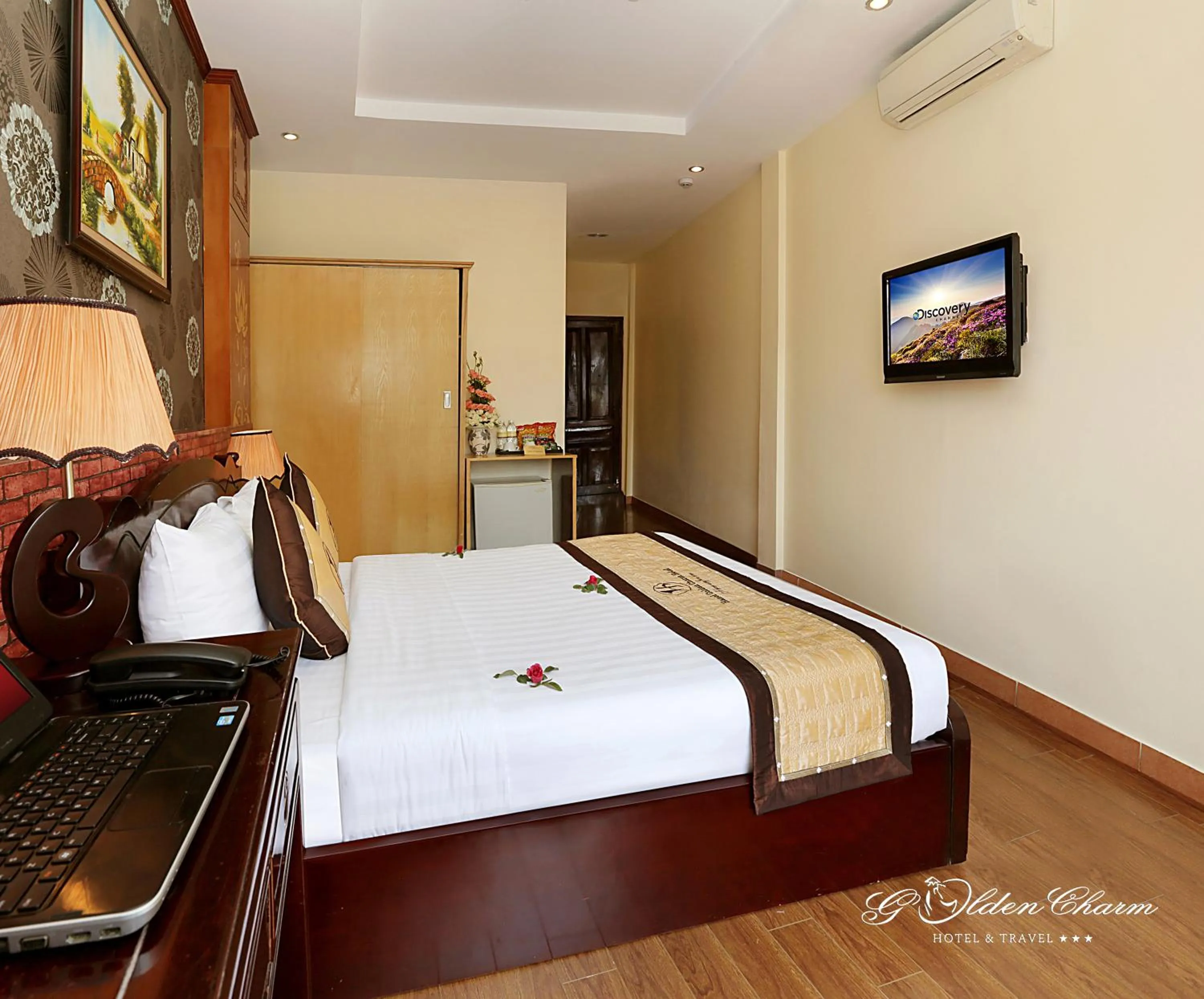 Bedroom in Hanoi Golden Charm Hotel