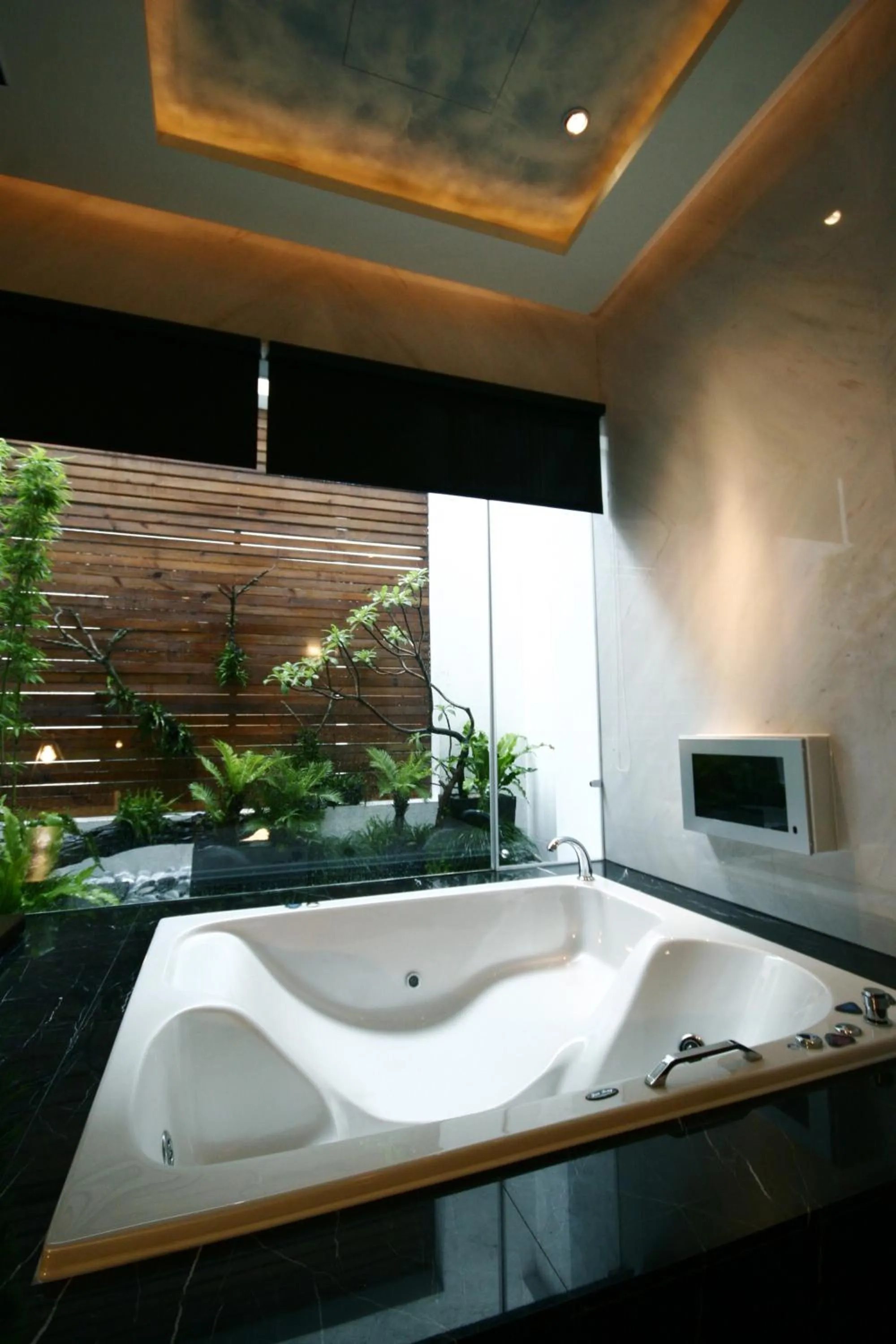 The Yorker Deluxe Motel