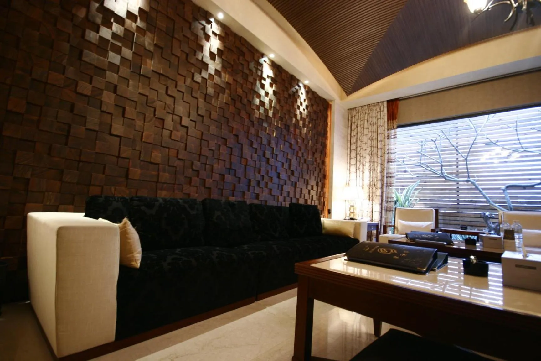 The Yorker Deluxe Motel