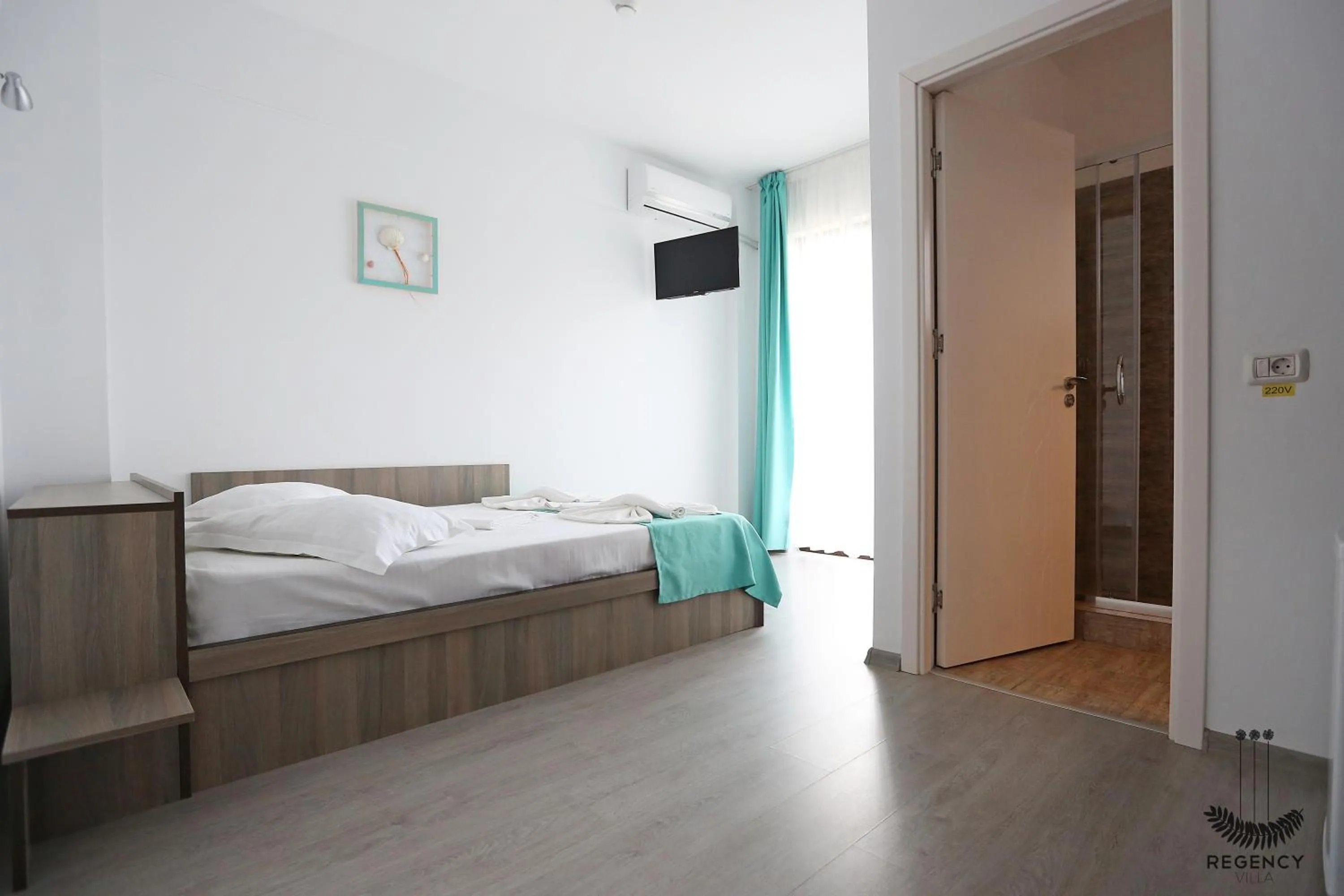 Regency Villa