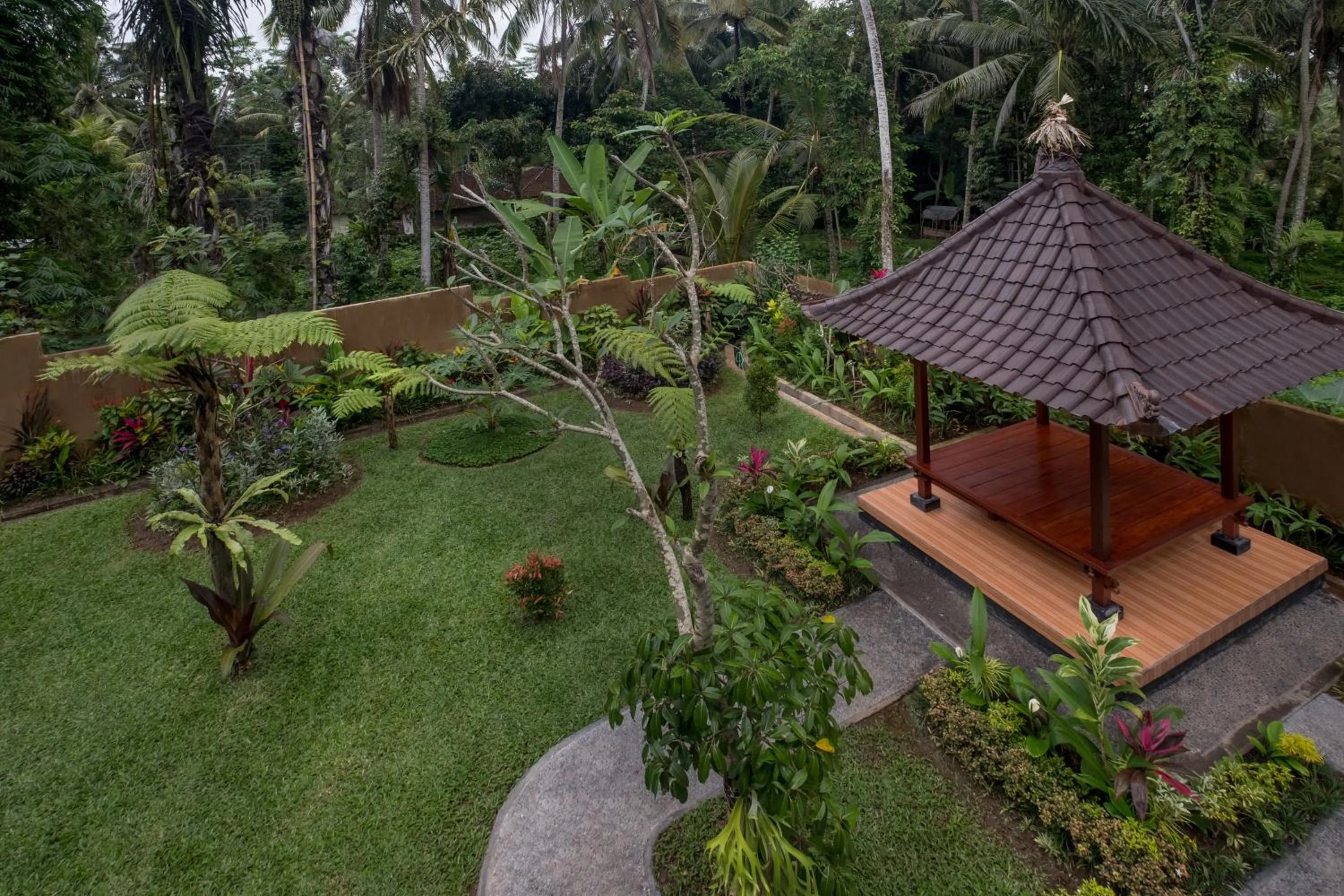 Garden view in Puri Astina Villa