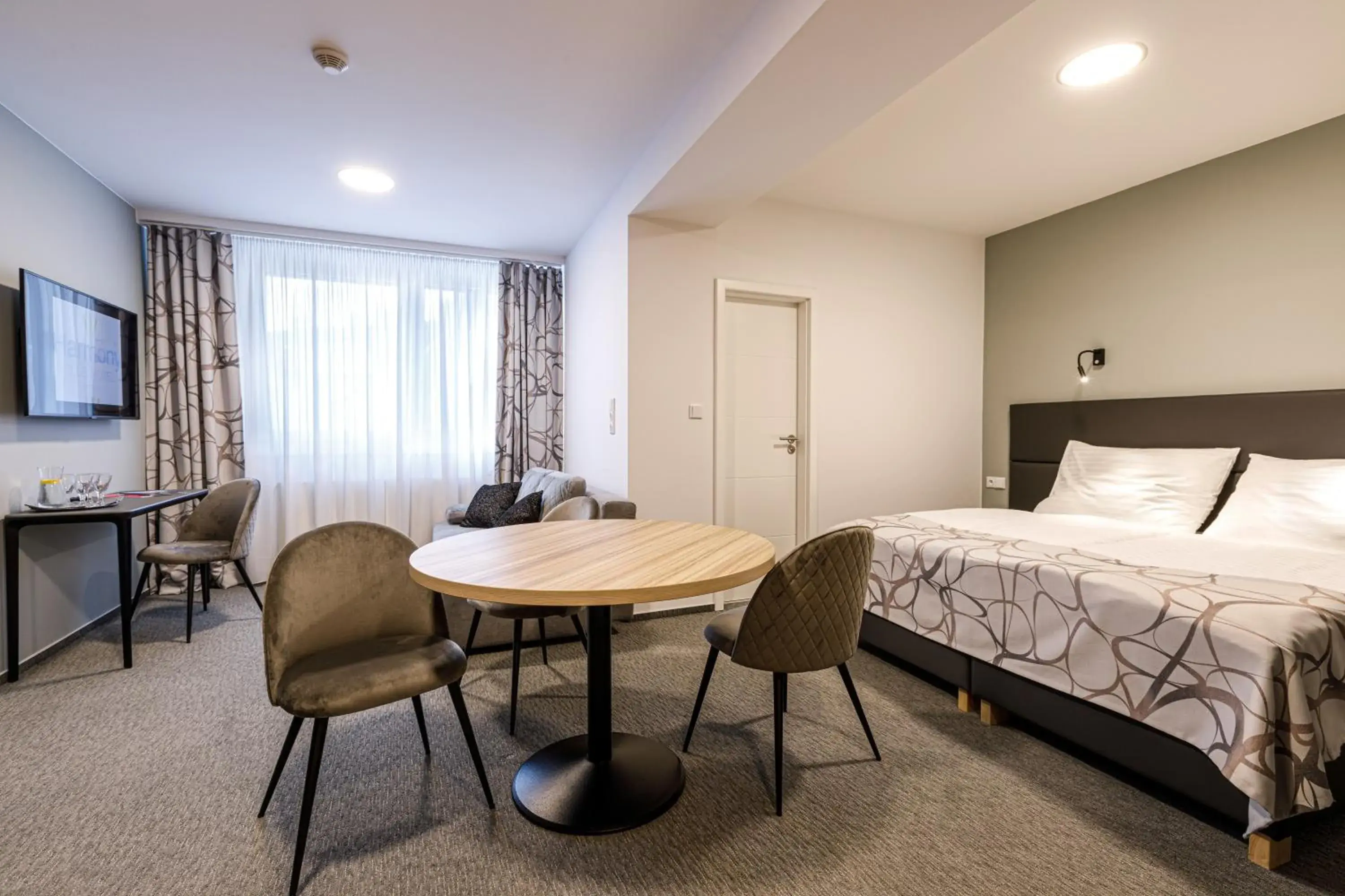 Deluxe Family Room in Harmony Club Hotel Deluxe Family Room in Harmony Club Hotel