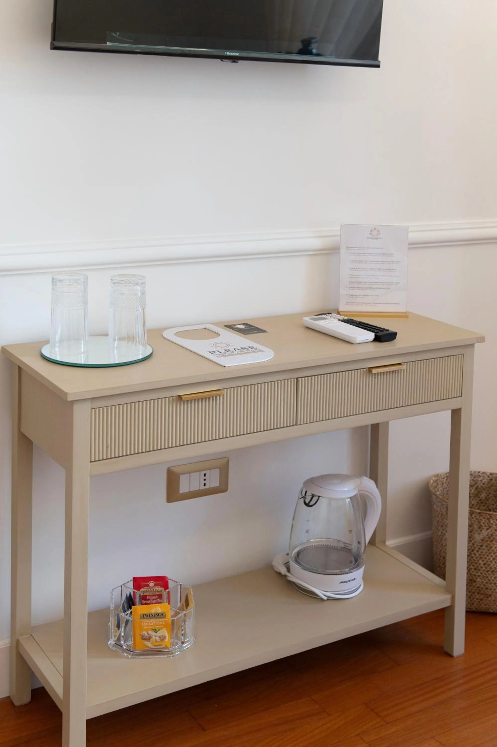 furniture in Residenza Borbonica