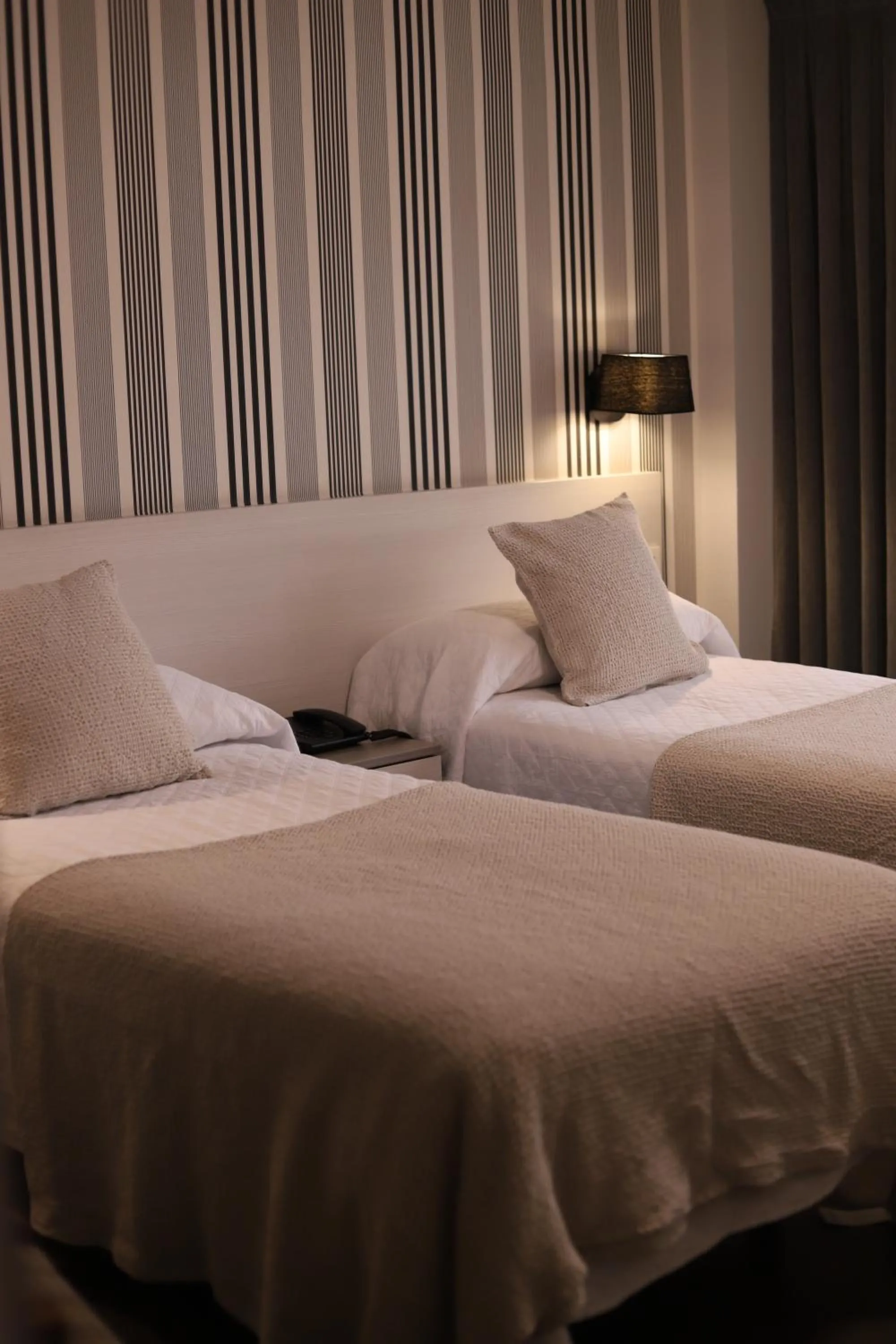 Property building, Bed in New Hotel Colon